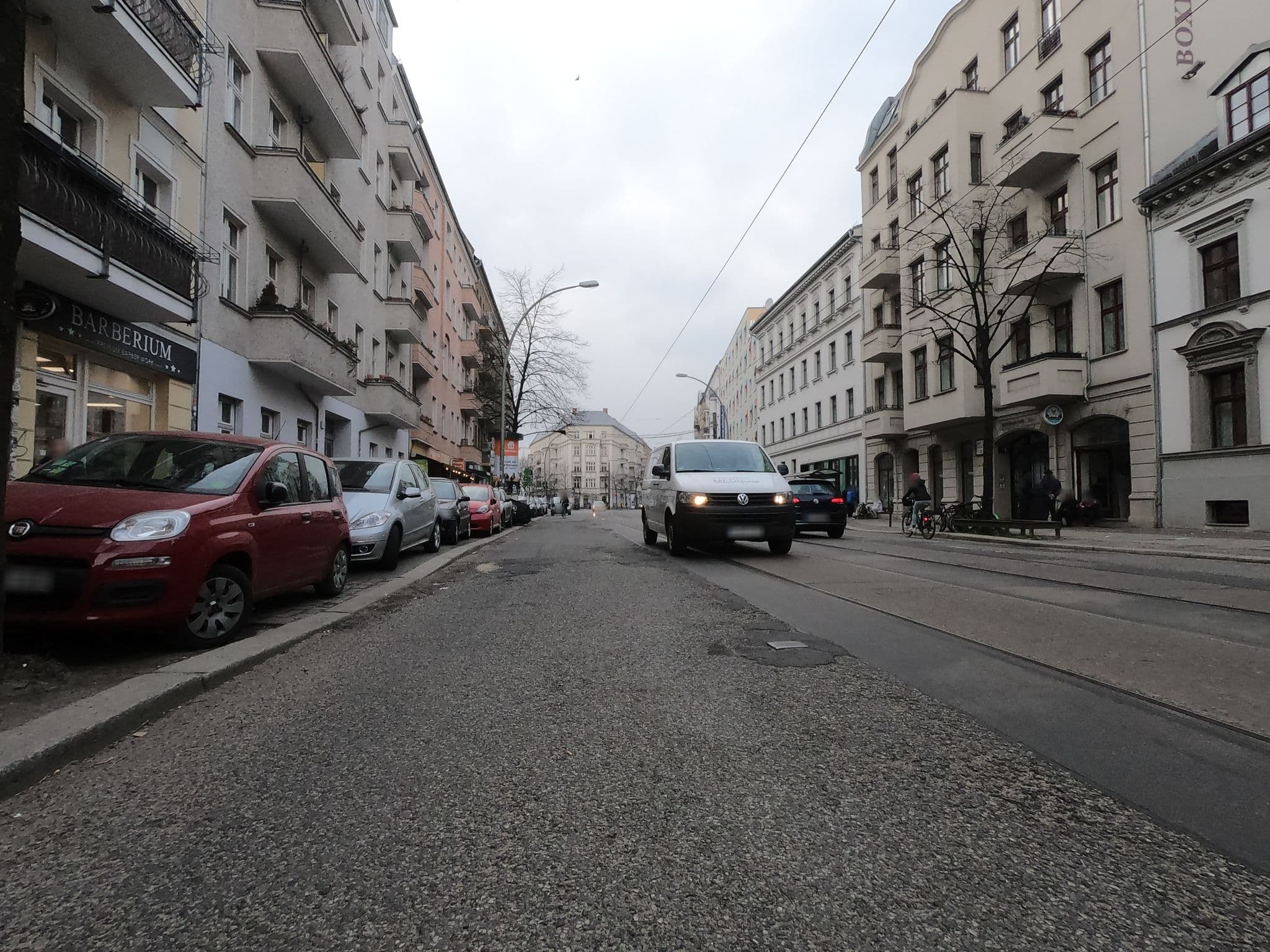 Street view near Boxhagener Höfe, Friedrichshain — © carlheinz (CC BY-SA · Mapillary)