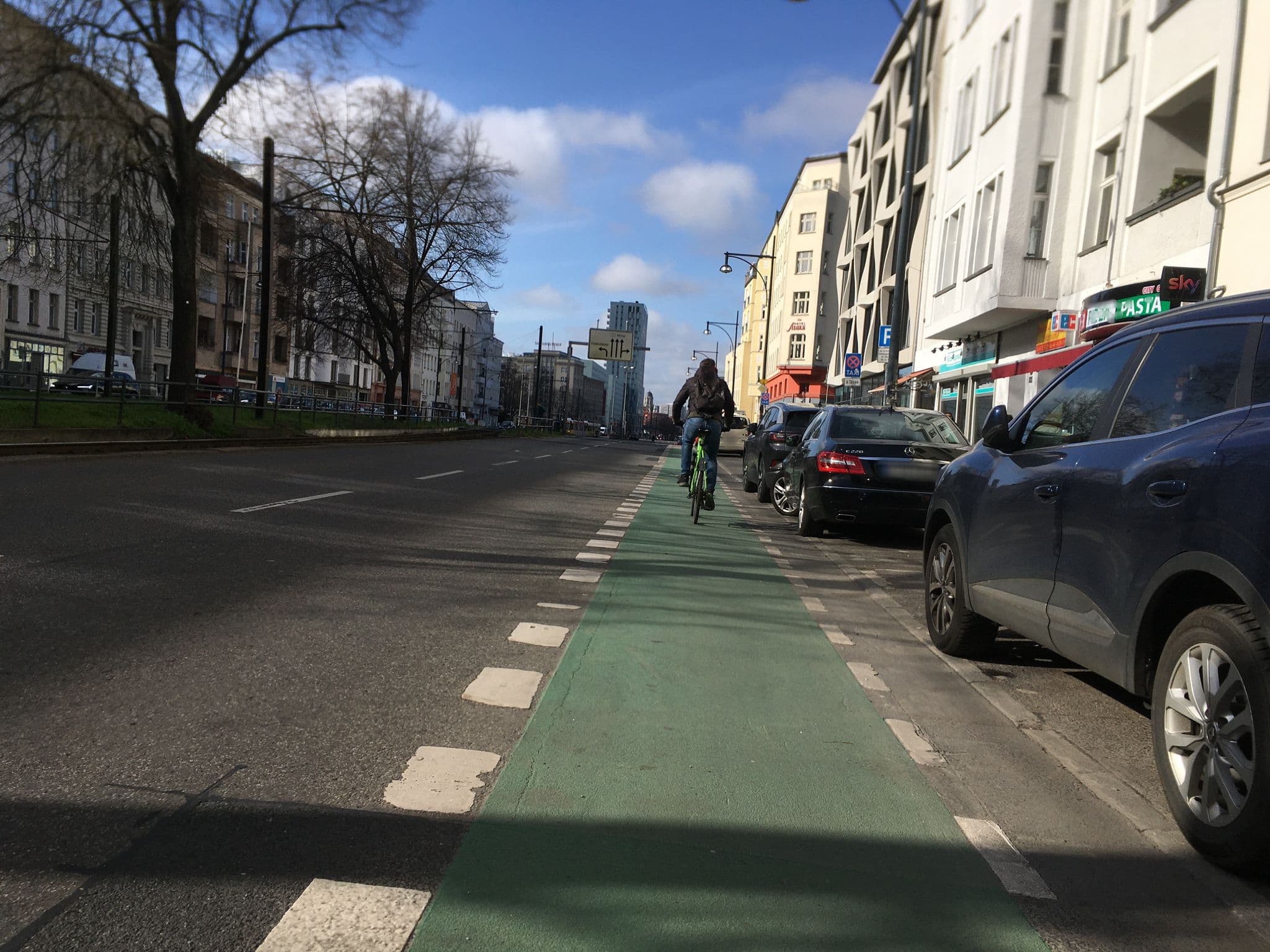 Street view near Hotel Pension Intervarko, Prenzlauer Berg — © carlheinz (CC BY-SA · Mapillary)