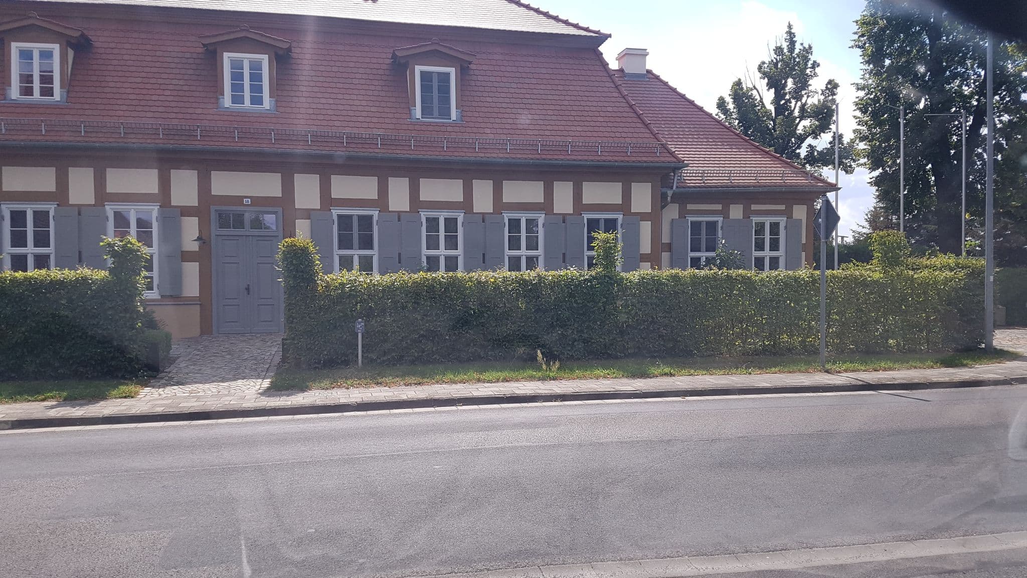 Street view near Schloss Beuchow, Lubnjow — © dsmm (CC BY-SA · Mapillary)