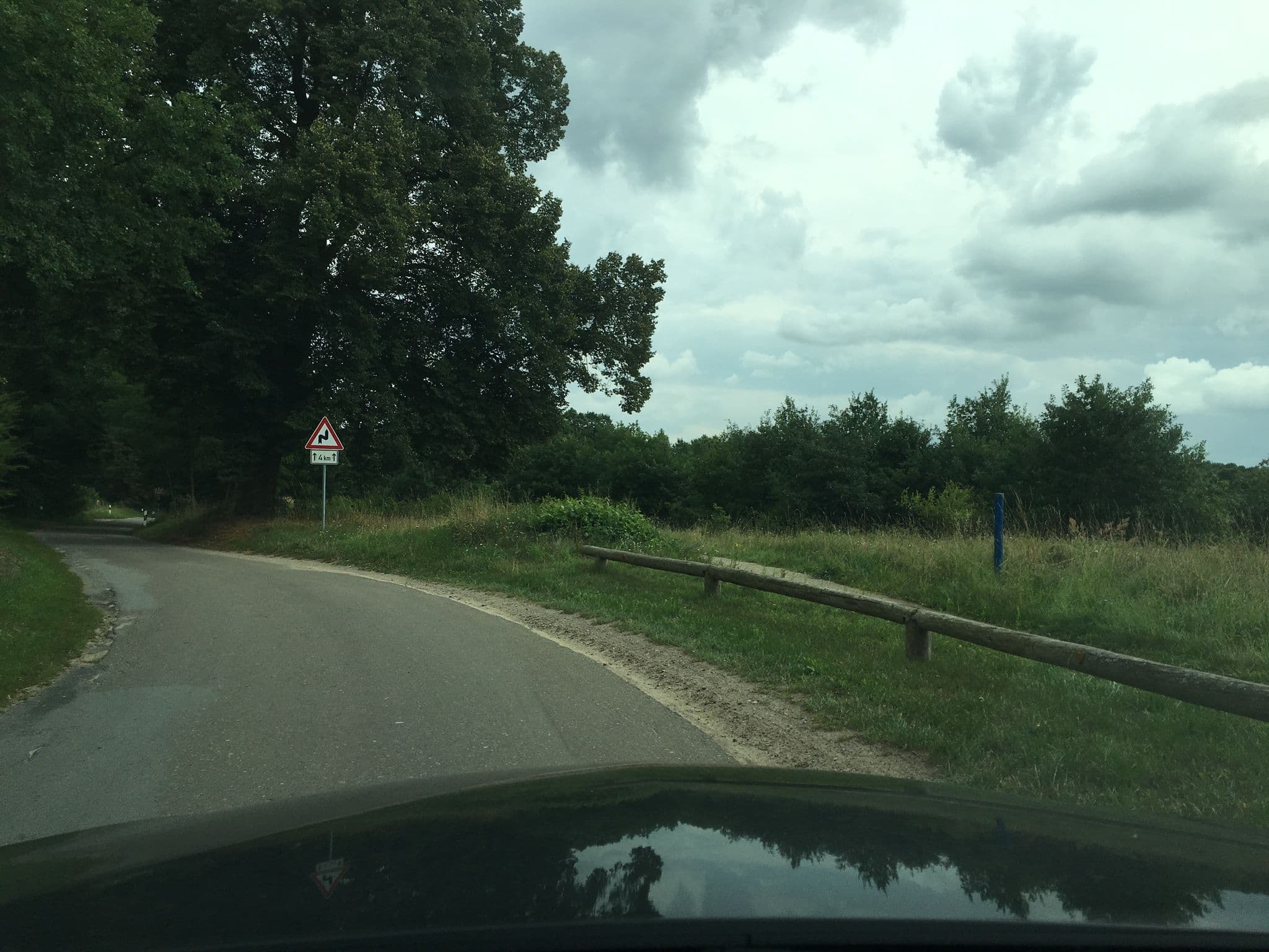 Street view near Nationalparkhotel Kranichrast, Waren — © derzornigemarkus (CC BY-SA · Mapillary)