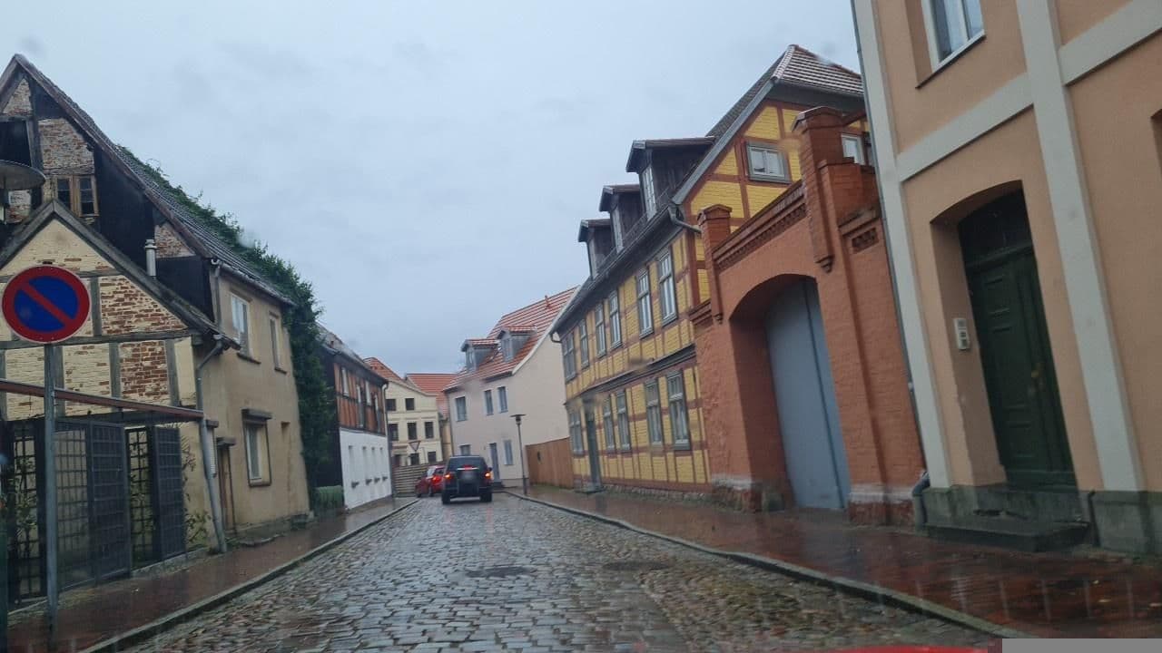 Street view near Speicherhof, Plau am See — © Rasenlatscher (CC BY-SA · Mapillary)