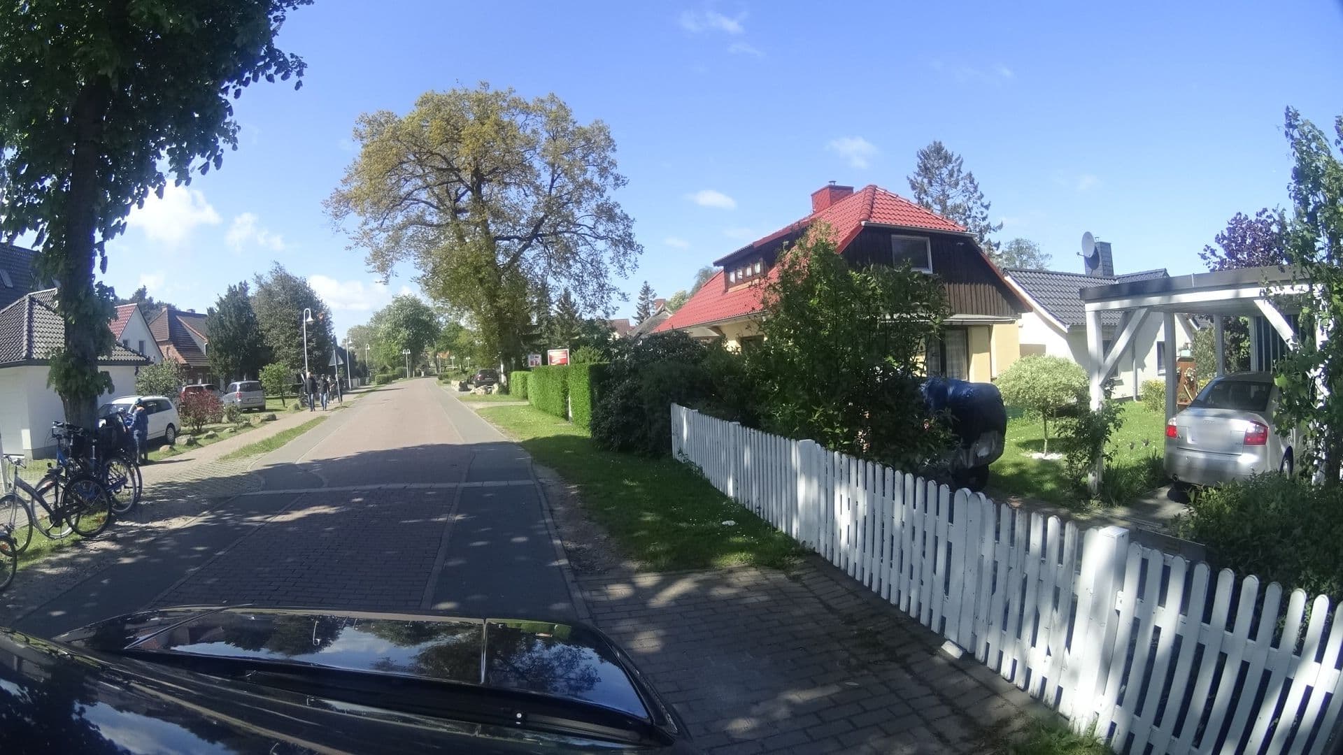 Street view near Heuser Prerow Ferienunterkünfte, Ostseebad Prerow — © atpl_pilot (CC BY-SA · Mapillary)