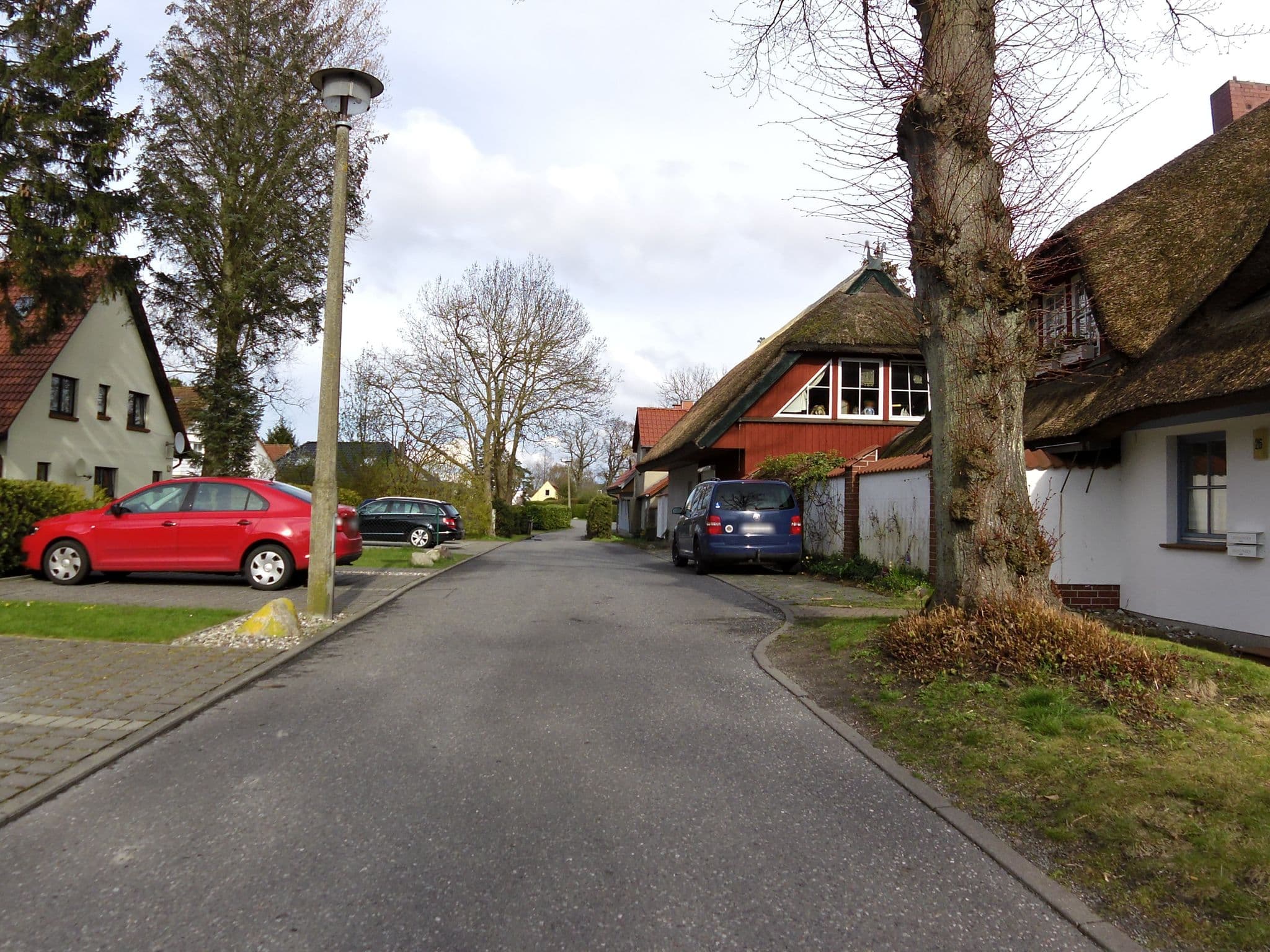 Street view near Darsser Ferienwohnungen GmbH, Zingst — © zoegglmeyr (CC BY-SA · Mapillary)