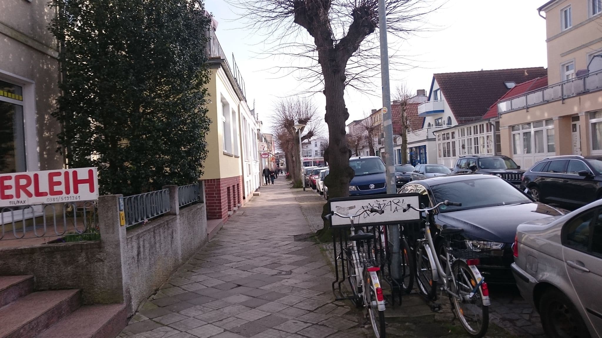 Street view near Ferienwohnungen Warnemuende Objekt, Warnemünde — © thx (CC BY-SA · Mapillary)