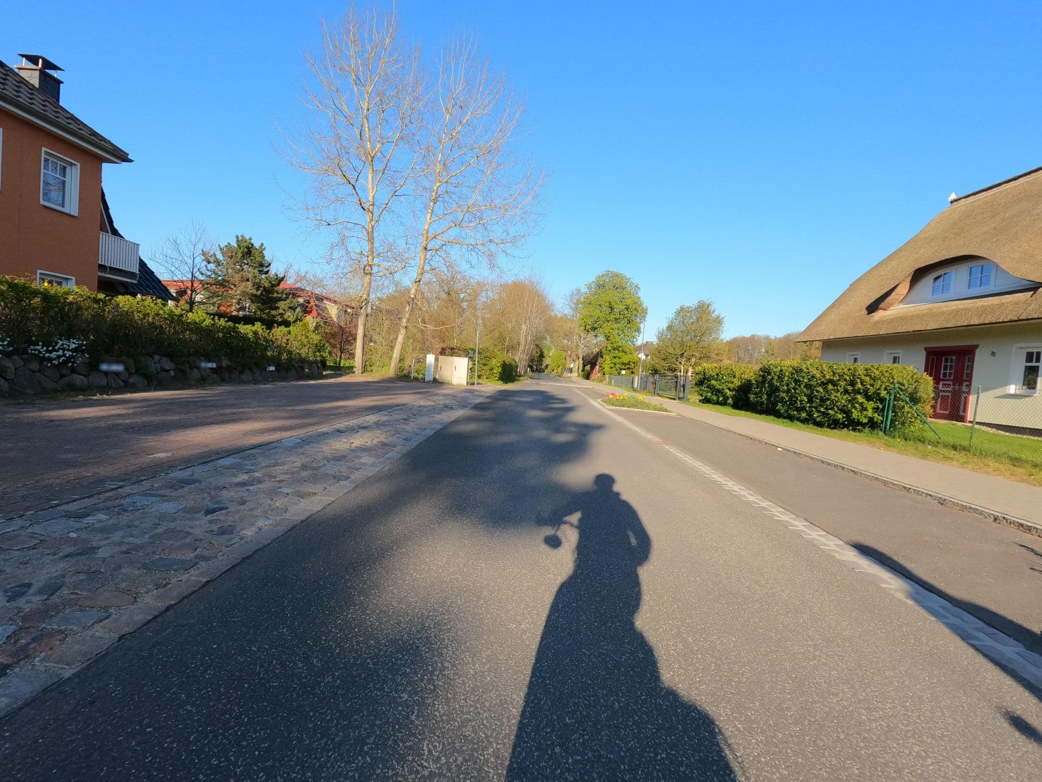Street view near Landhaus Jahn, Ostseebad Prerow — © hektor1989 (CC BY-SA · Mapillary)