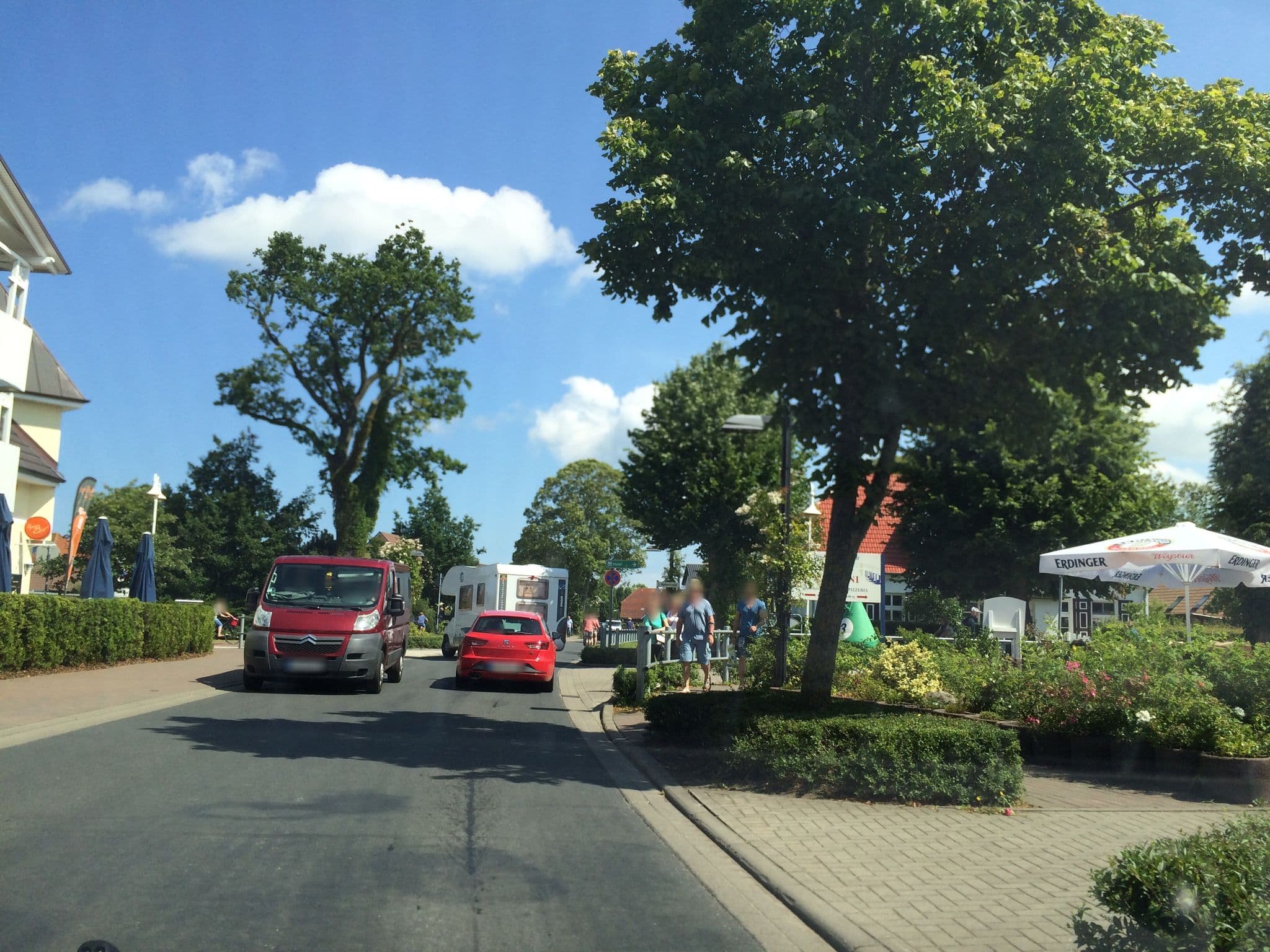 Street view near P.I.K. Zingst GmbH - Zimmervermittlung, Zingst — © hajak (CC BY-SA · Mapillary)