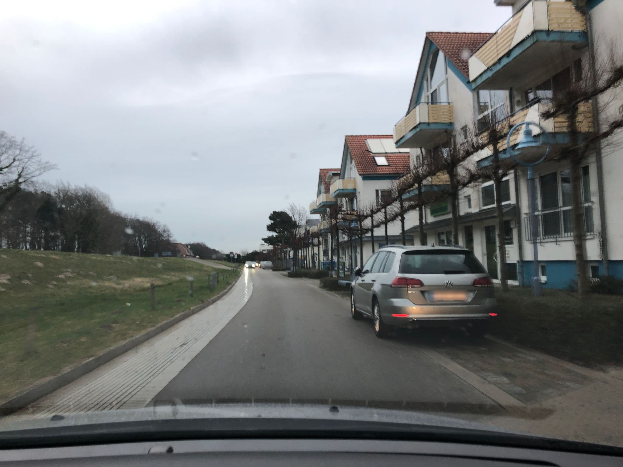 Street view near Residenz am Strand Ostseeglück - Wohnung 1-13, Zingst — © bejotel (CC BY-SA · Mapillary)