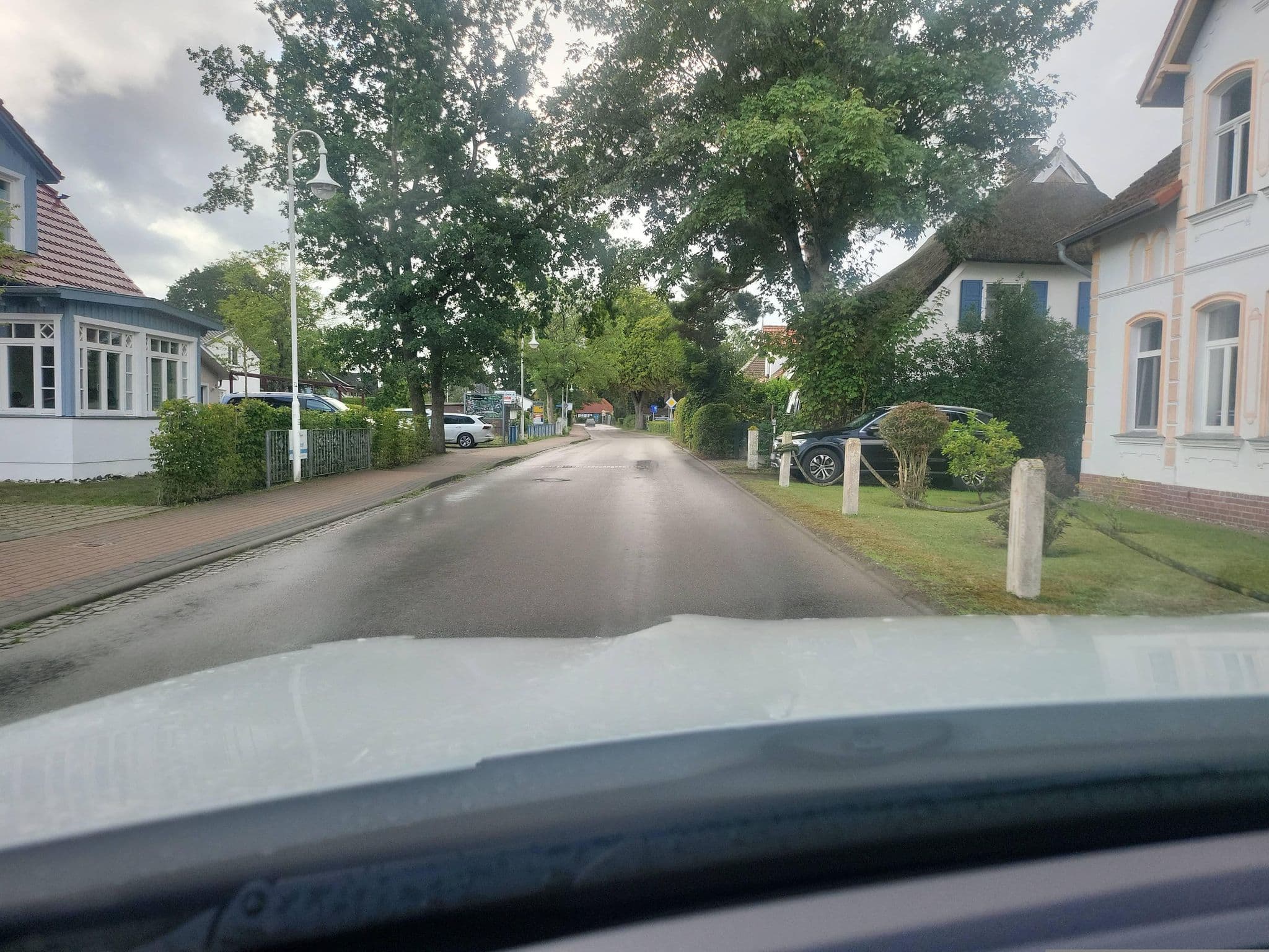 Street view near Villa Mare, Ostseebad Prerow — © DerMaster0815 (CC BY-SA · Mapillary)