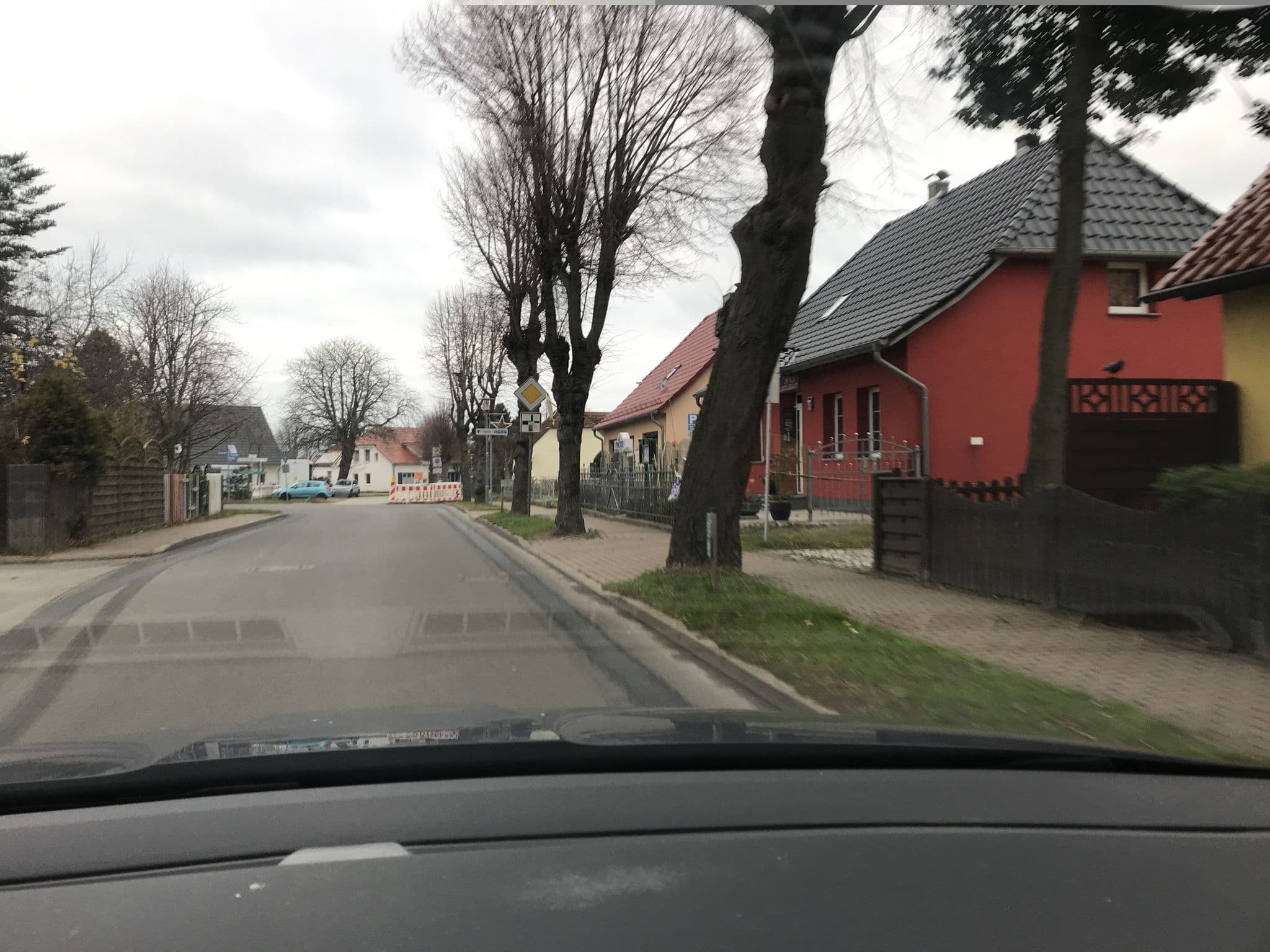 Street view near mare Feriendomizile an Bodden & Meer, Ostseebad Dierhagen — © atze777 (CC BY-SA · Mapillary)
