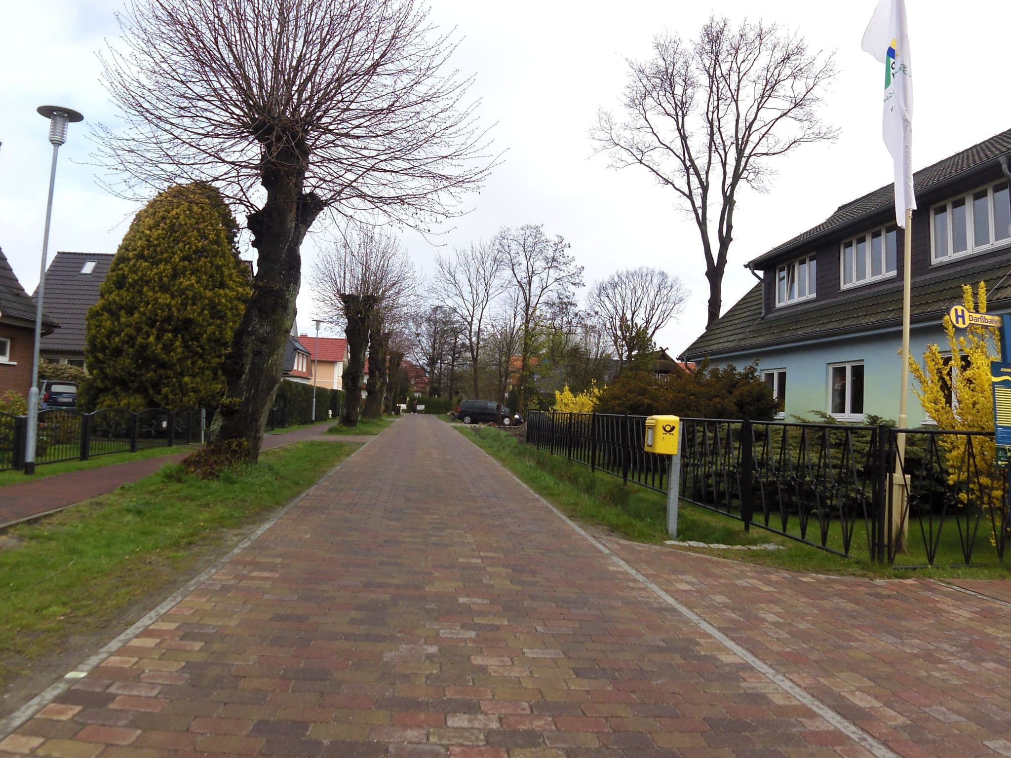 Street view near Jugendherberge Zingst, Zingst — © zoegglmeyr (CC BY-SA · Mapillary)