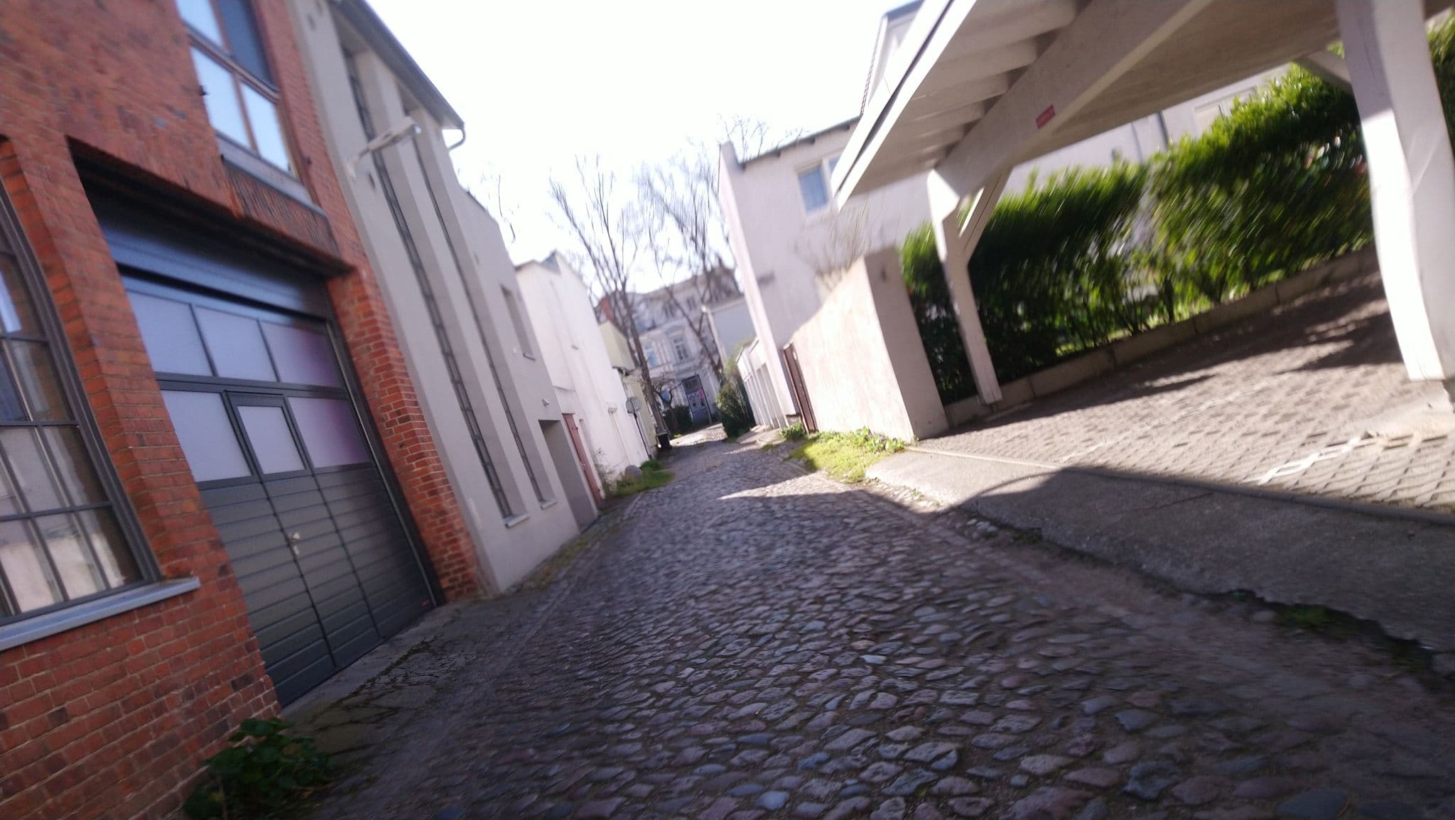 Street view near Meerresidenz Warnemünde, Warnemünde — © 8of9 (CC BY-SA · Mapillary)