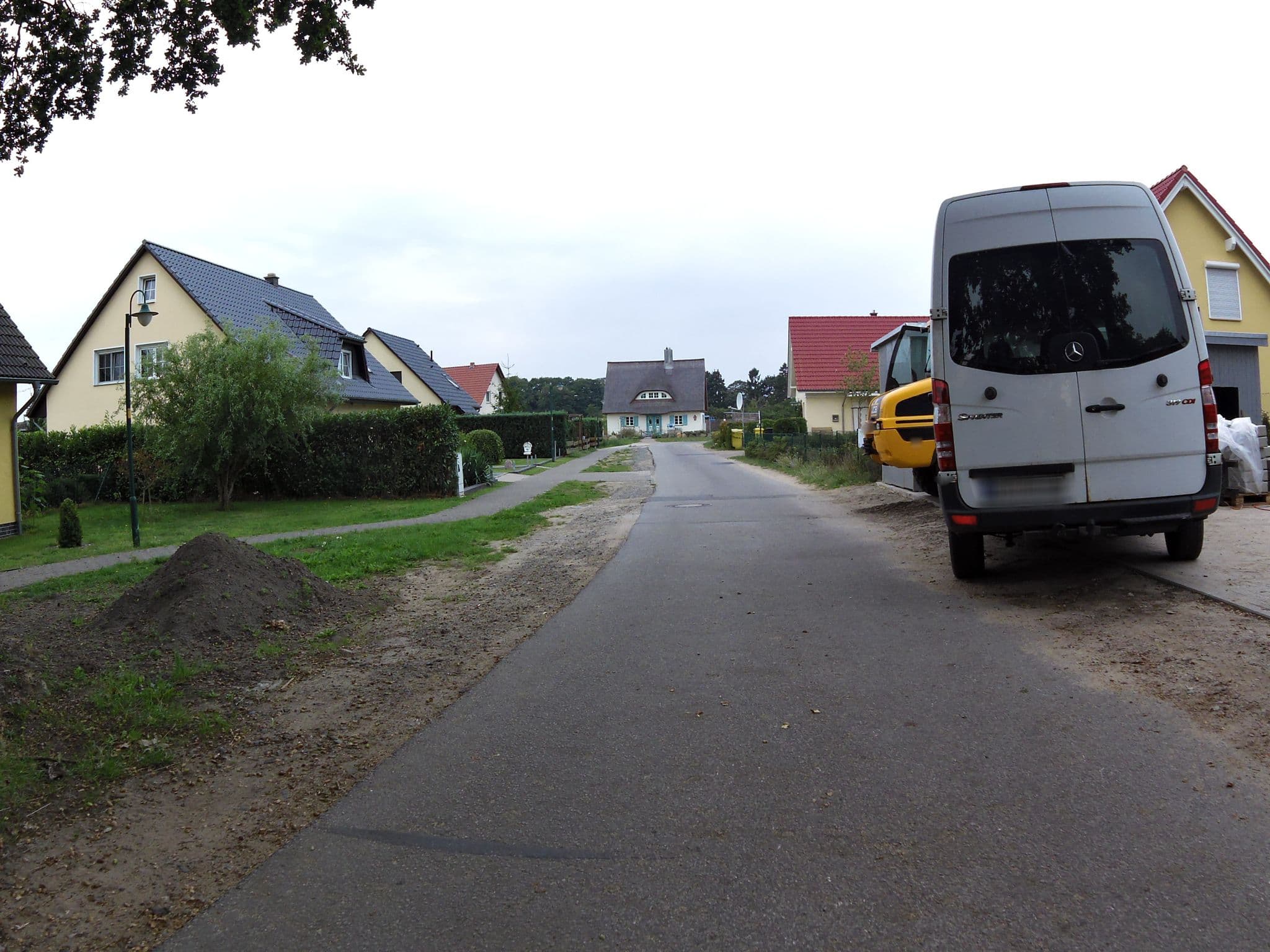 Street view near Sonnenpark Korswandt, Seebad Heringsdorf — © zoegglmeyr (CC BY-SA · Mapillary)