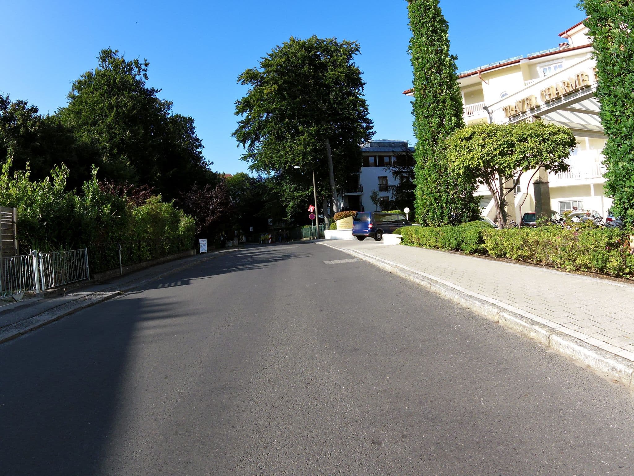 Street view near Villa Seepark - Ferienwohnung 9, Seebad Heringsdorf — © zoegglmeyr (CC BY-SA · Mapillary)
