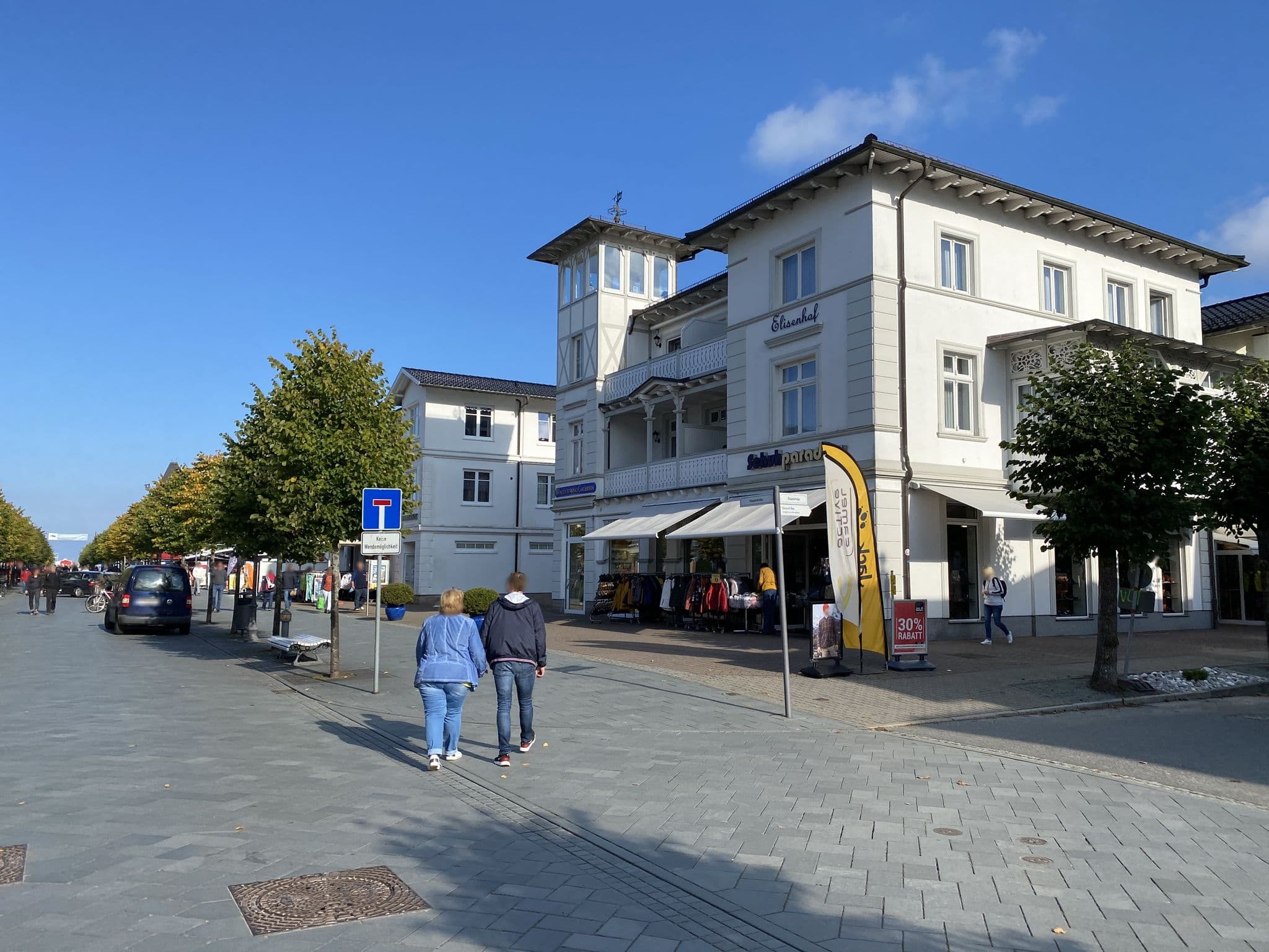Street view near Ferienwohnung Bernstein, Ostseebad Binz — © postgelb (CC BY-SA · Mapillary)