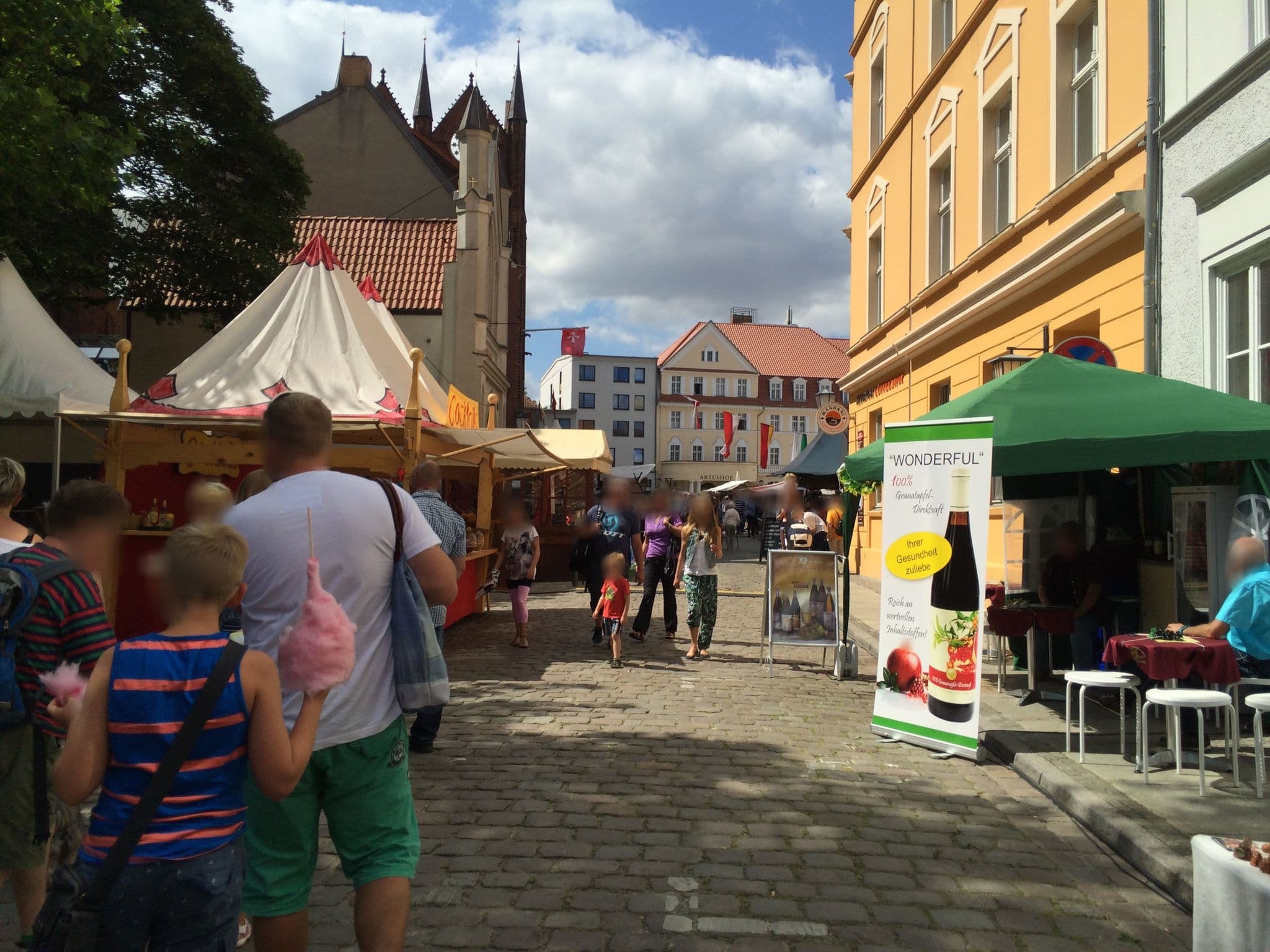 Street view near Artushof, Stralsund — © hajak (CC BY-SA · Mapillary)