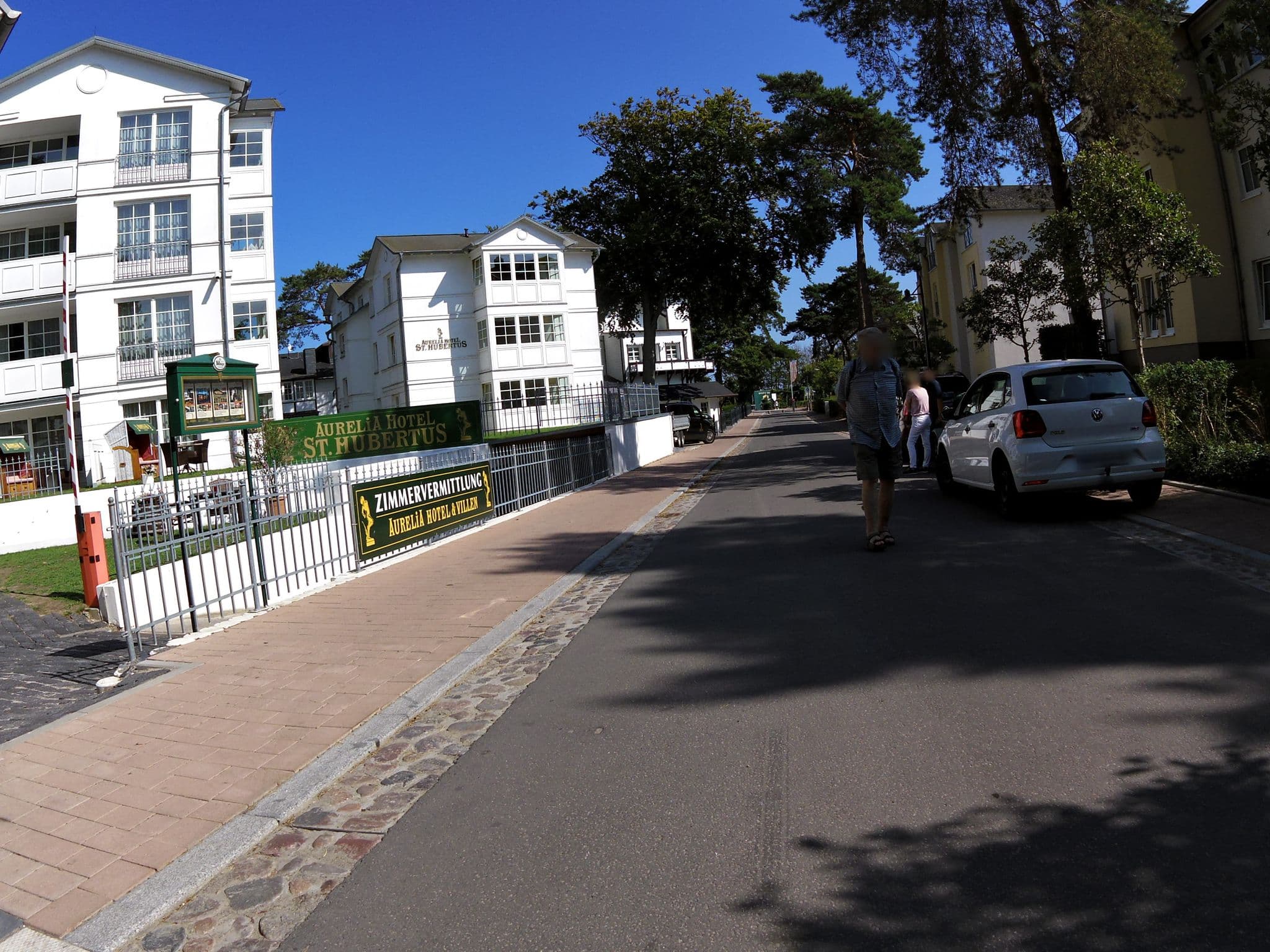 Street view near Ferienwohnung 1 3 19 Inselstrand, Seebad Heringsdorf — © zoegglmeyr (CC BY-SA · Mapillary)