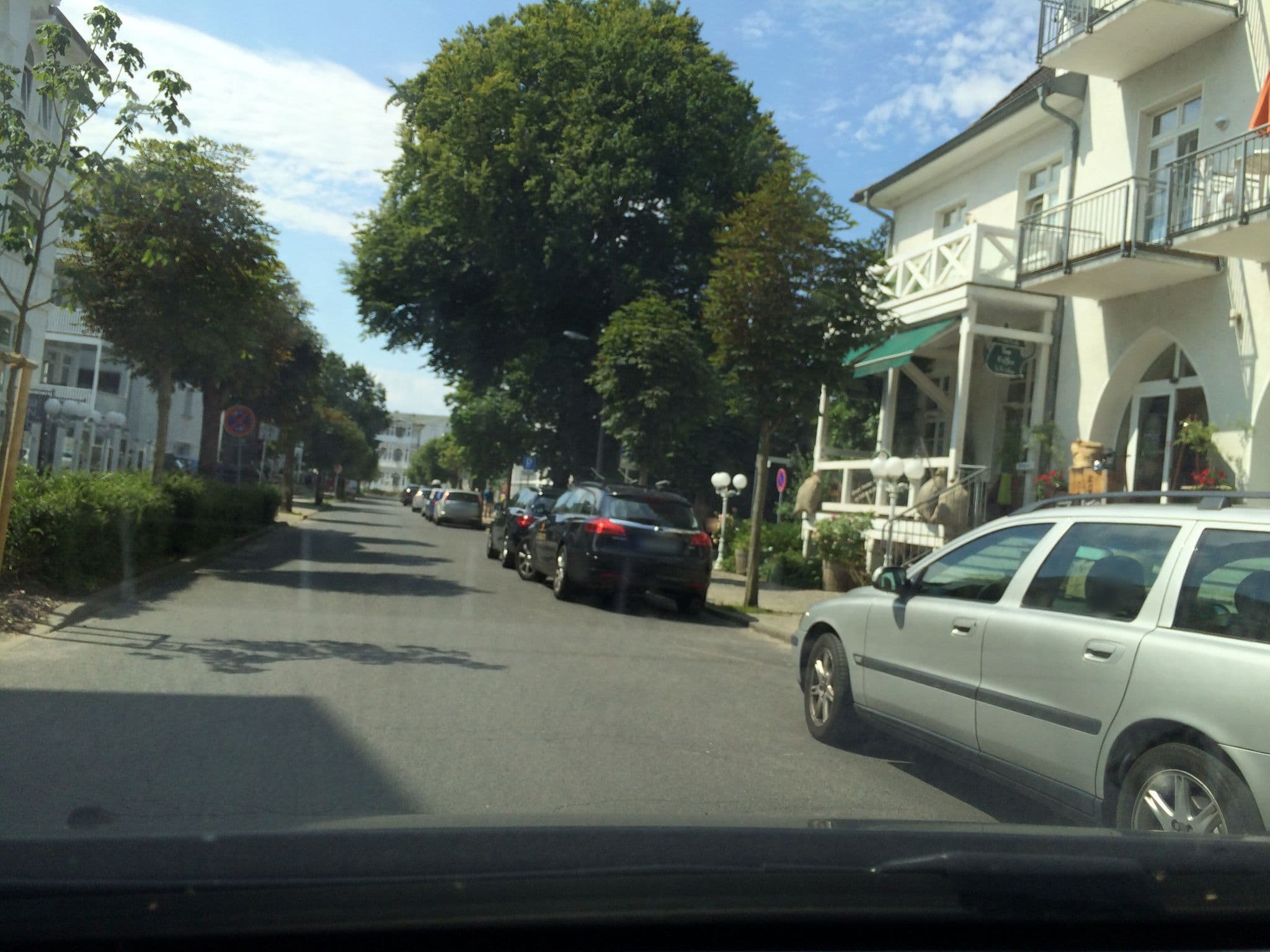 Street view near Ferienwohnung Zum Postamt, Ostseebad Binz — © hajak (CC BY-SA · Mapillary)