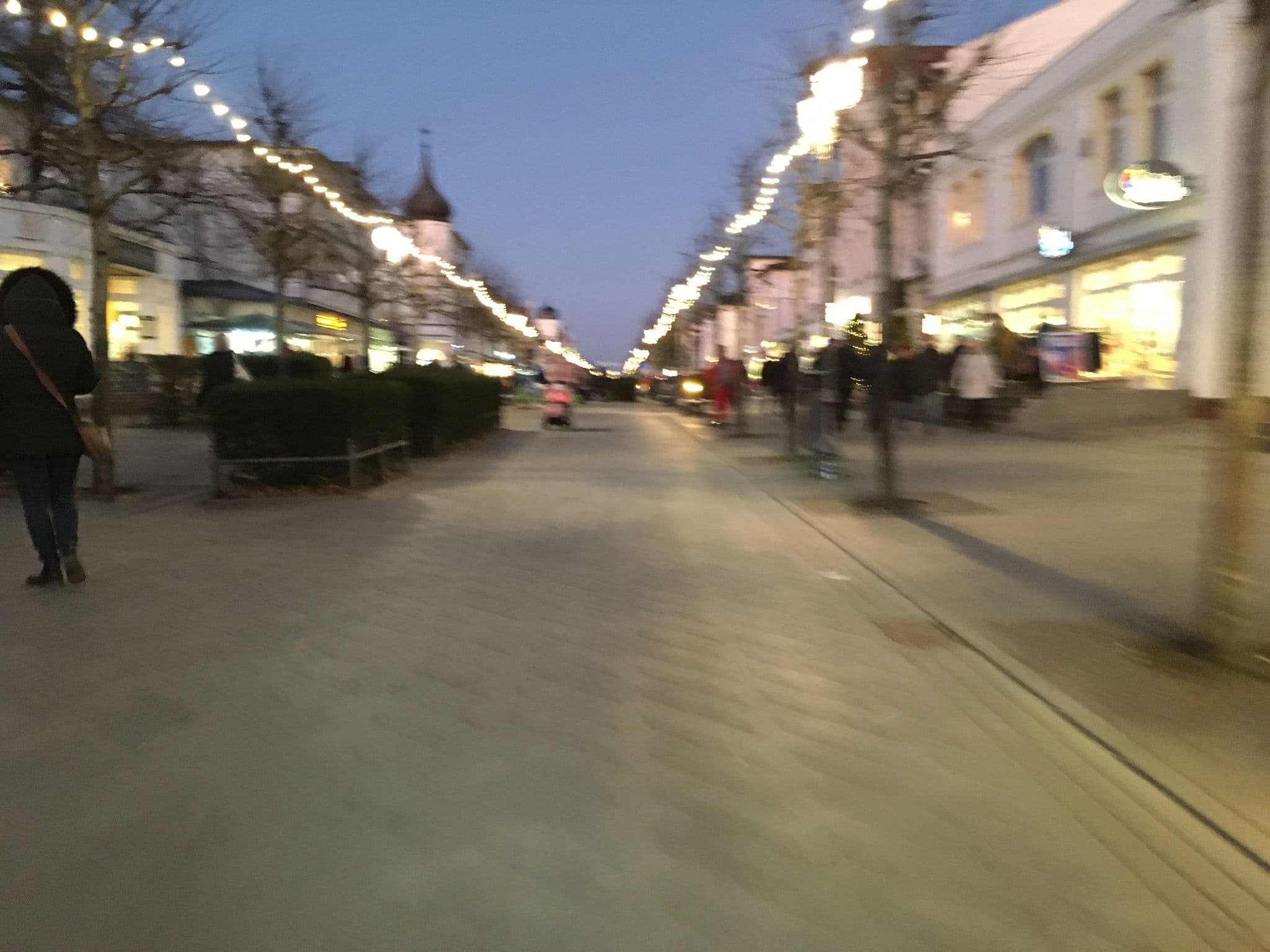 Street view near Appartementhaus Charlotte, Ostseebad Binz — © changchun1 (CC BY-SA · Mapillary)