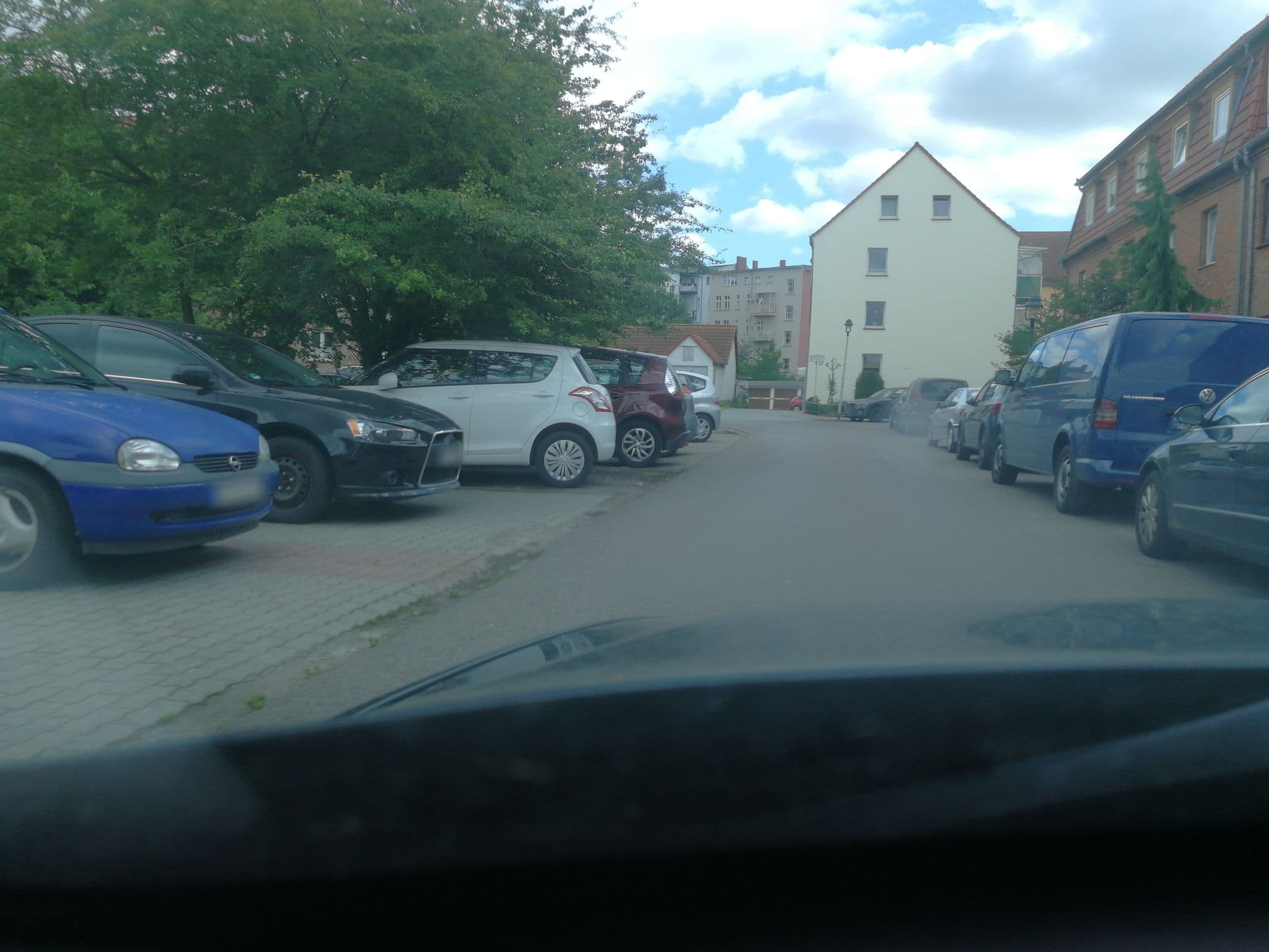Street view near Ferienwohnungen im Bürgermeisterviertel, Stralsund — © anon9999 (CC BY-SA · Mapillary)