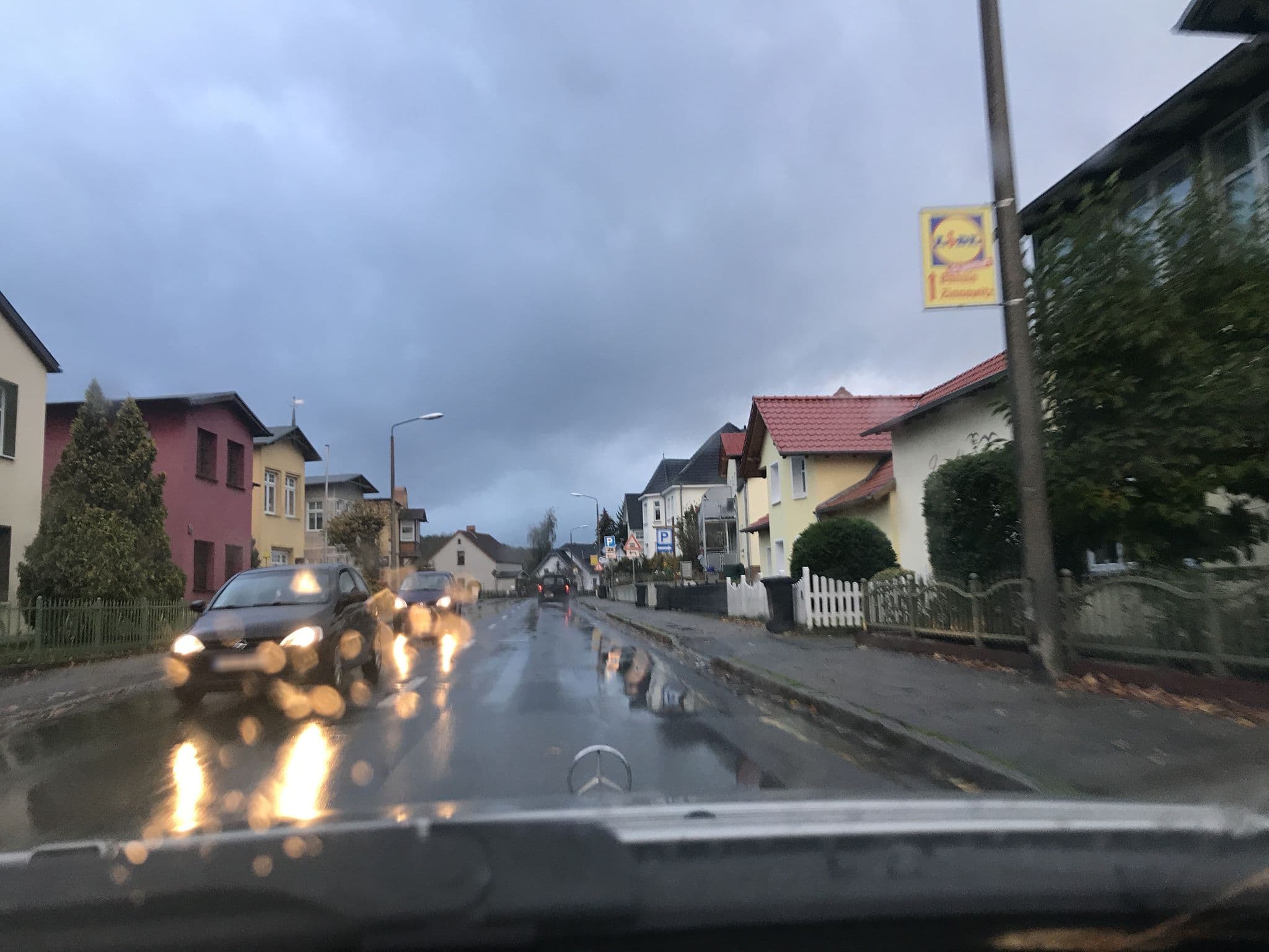 Street view near Inseltraum, Seebad Heringsdorf — © saschahaberkorn (CC BY-SA · Mapillary)