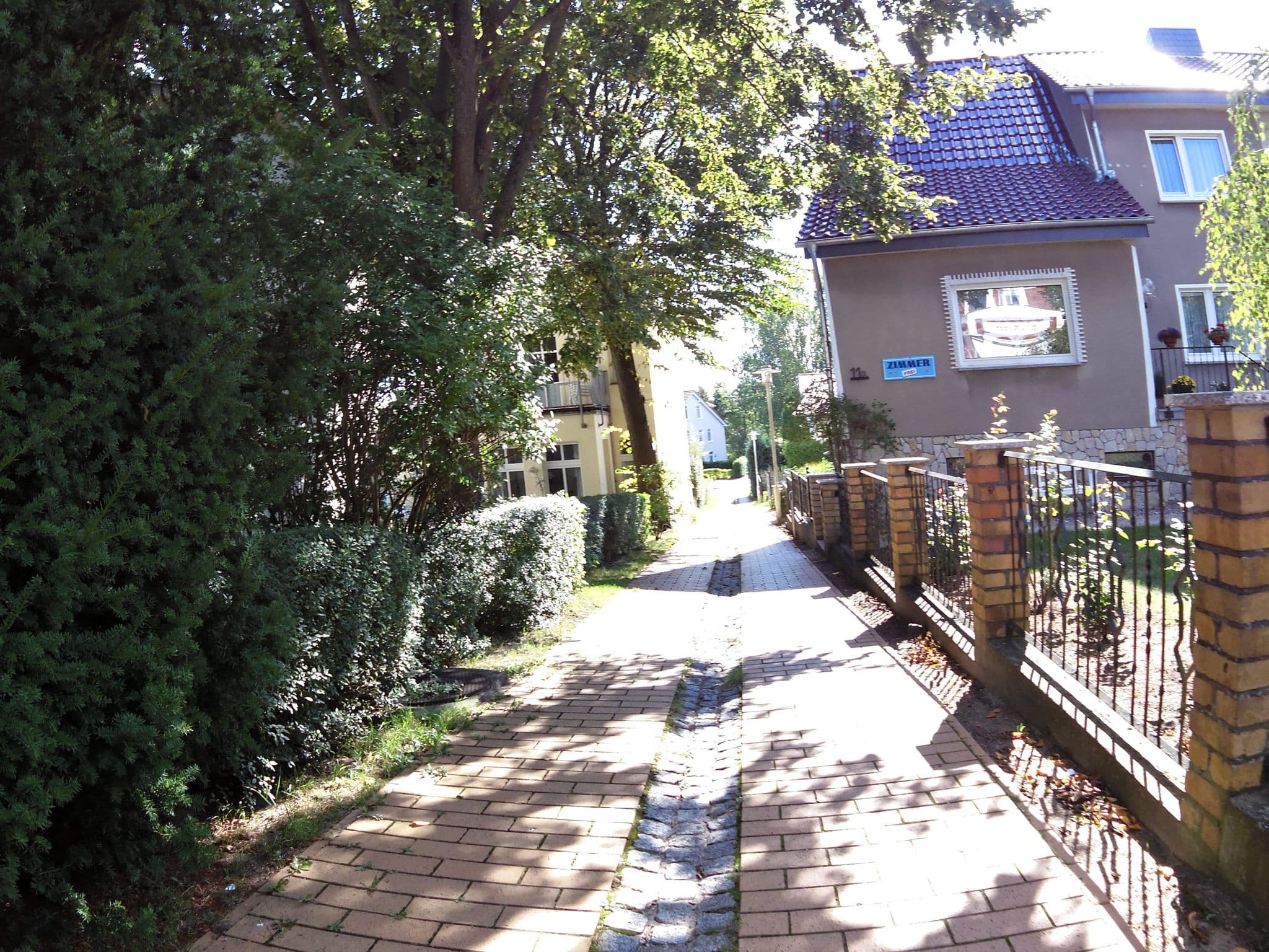 Street view near Gartenhaus Ostseevilla, Bansin — © zoegglmeyr (CC BY-SA · Mapillary)