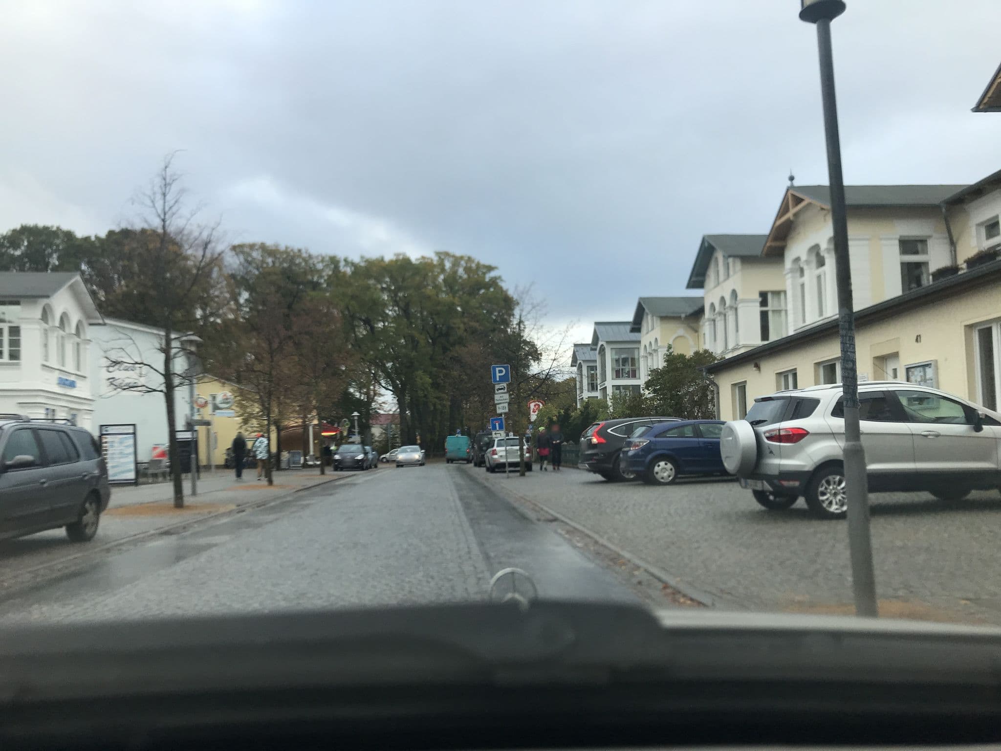 Street view near Pension und Gästehaus Grothe, Ostseebad Zinnowitz — © saschahaberkorn (CC BY-SA · Mapillary)