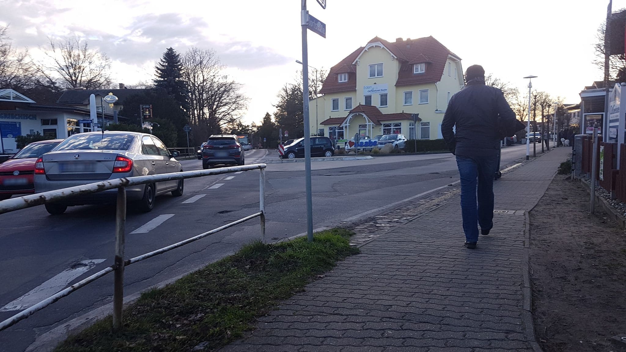 Street view near M & M Hotelmanagement GmbH, Sellin — © changchun1 (CC BY-SA · Mapillary)