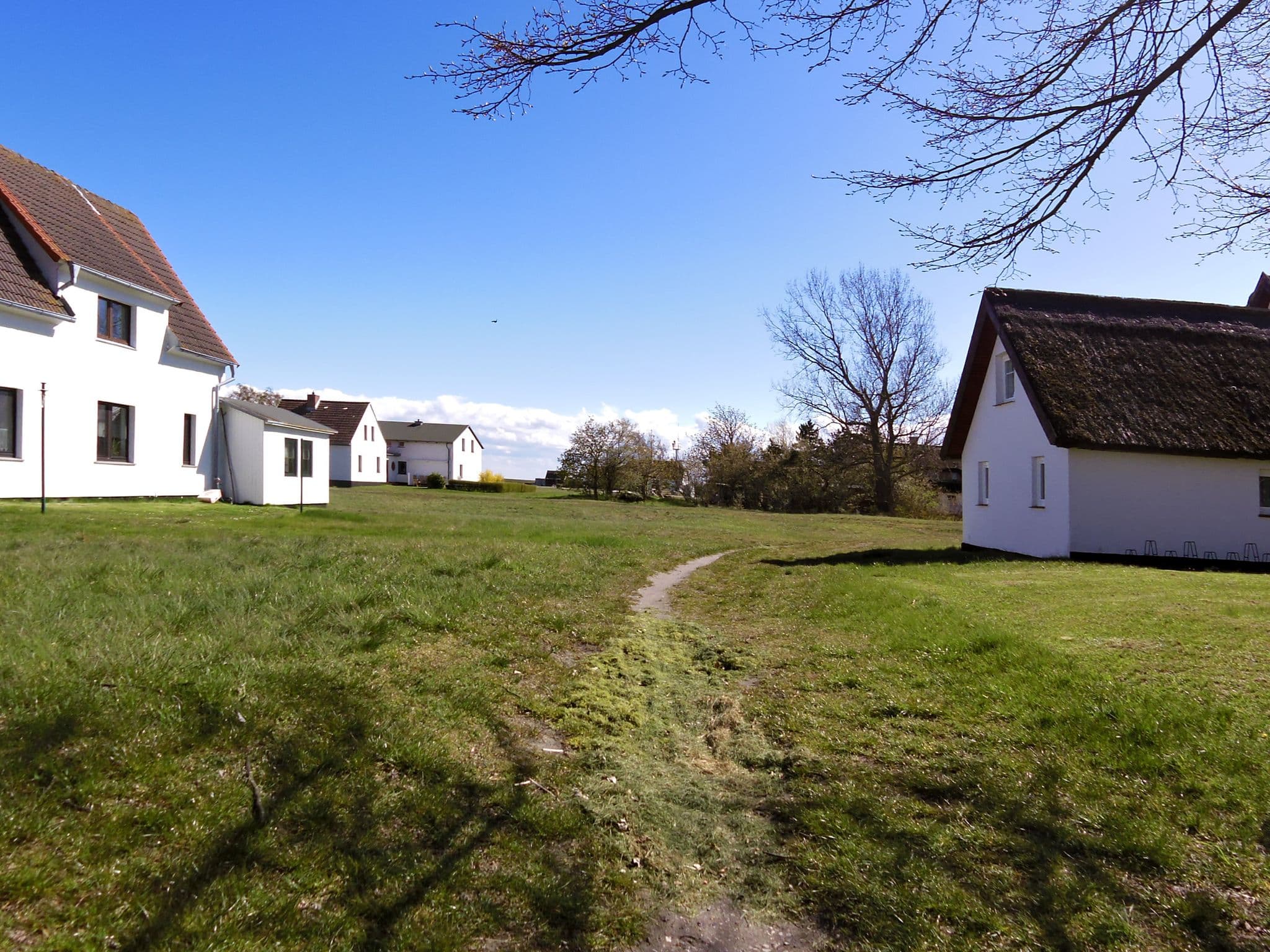 Street view near Martin Striesow, Hiddensee — © zoegglmeyr (CC BY-SA · Mapillary)