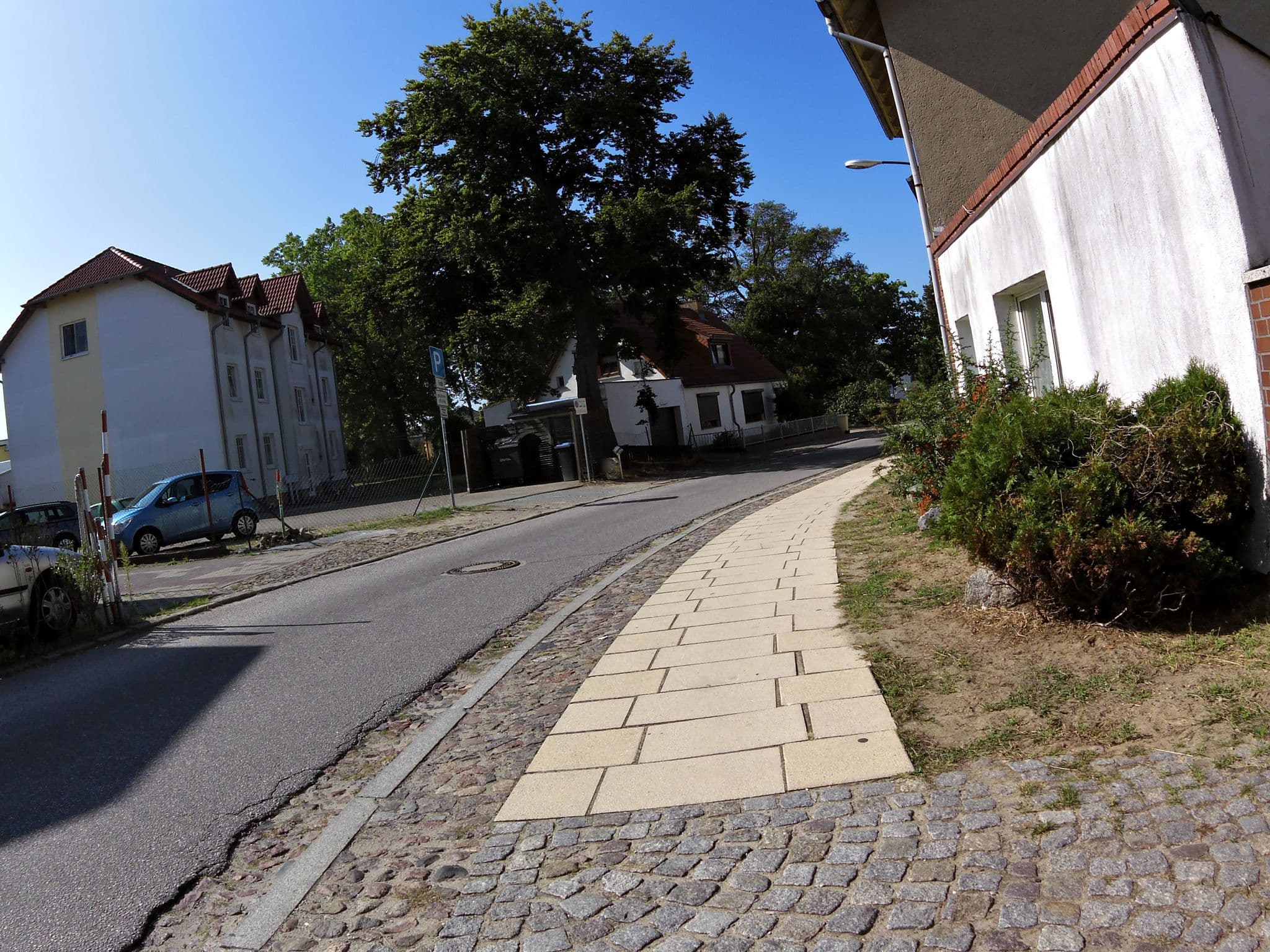 Street view near 1 Raum Ferienwohnung, Seebad Heringsdorf — © zoegglmeyr (CC BY-SA · Mapillary)