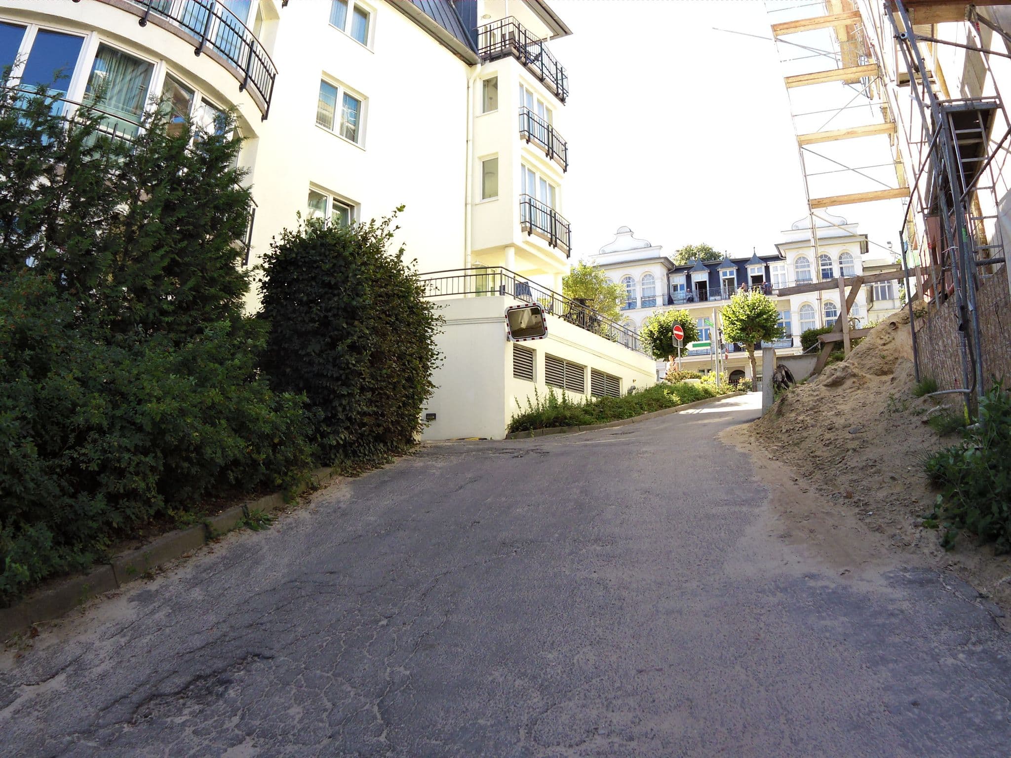 Street view near Haus an der Seebrücke, Bansin — © zoegglmeyr (CC BY-SA · Mapillary)
