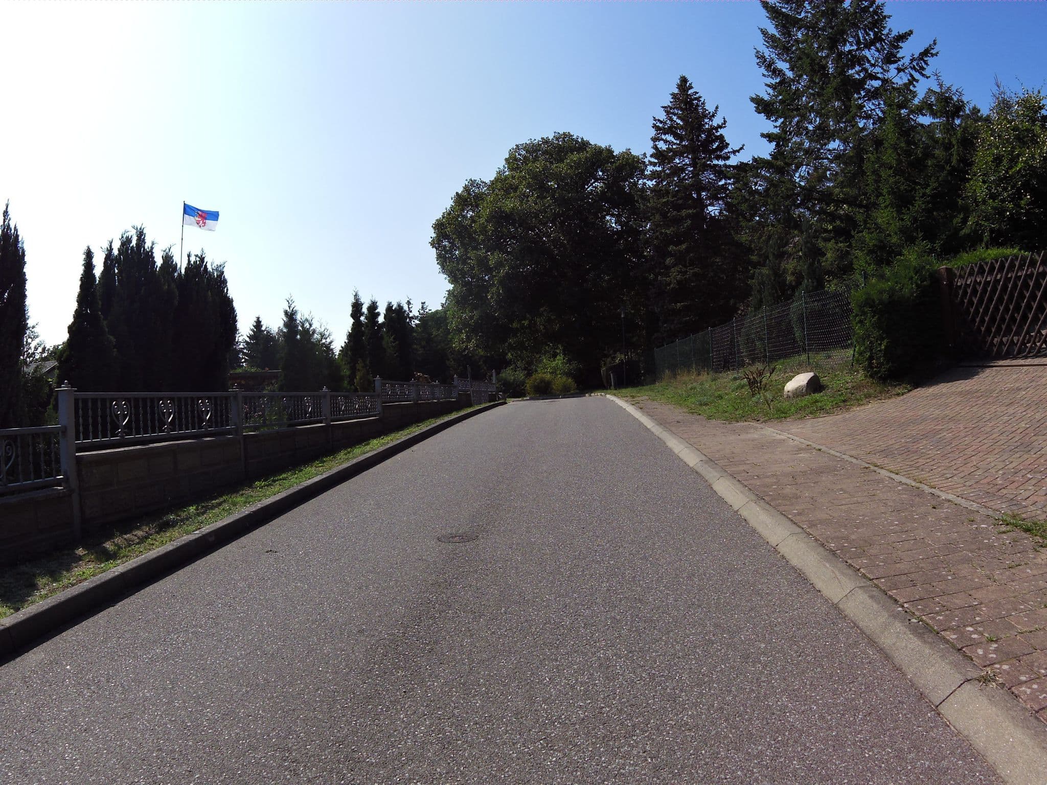 Street view near Gästehaus Schulz, Seebad Heringsdorf — © zoegglmeyr (CC BY-SA · Mapillary)