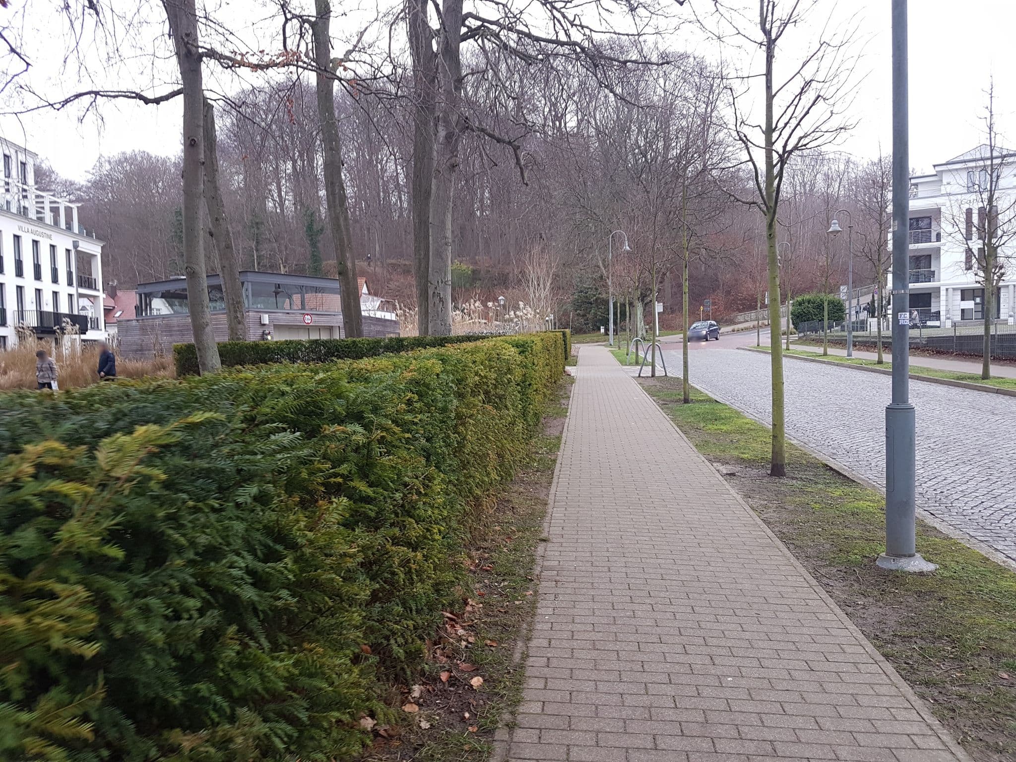 Street view near Parkvillen Binz by Rujana, Ostseebad Binz — © changchun1 (CC BY-SA · Mapillary)
