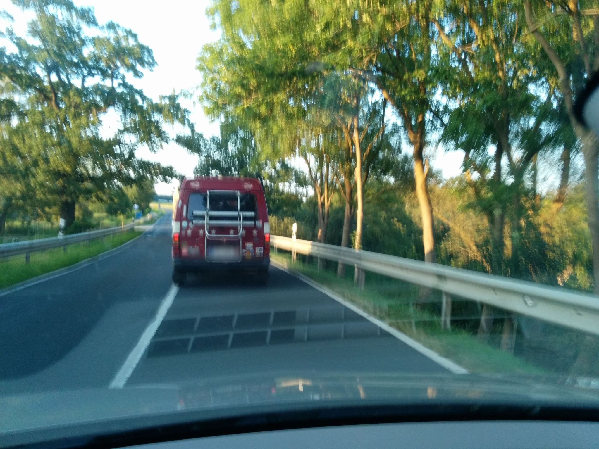 Street view near Ferienwohnung am Schmollensee, Bansin — © elgolfo (CC BY-SA · Mapillary)