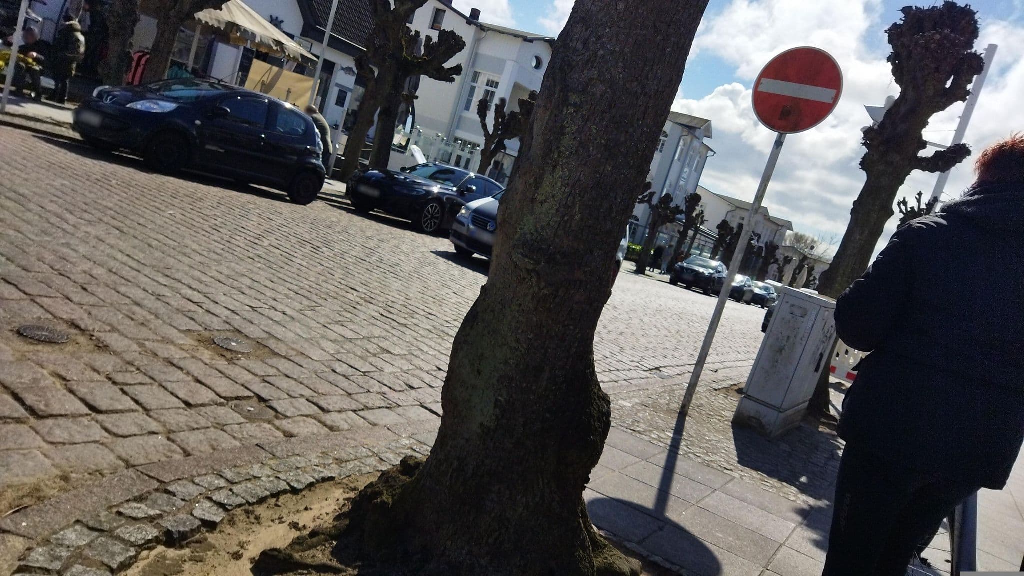 Street view near Ferienwohnungen Sellin Haus Irene, Sellin — © changchun1 (CC BY-SA · Mapillary)