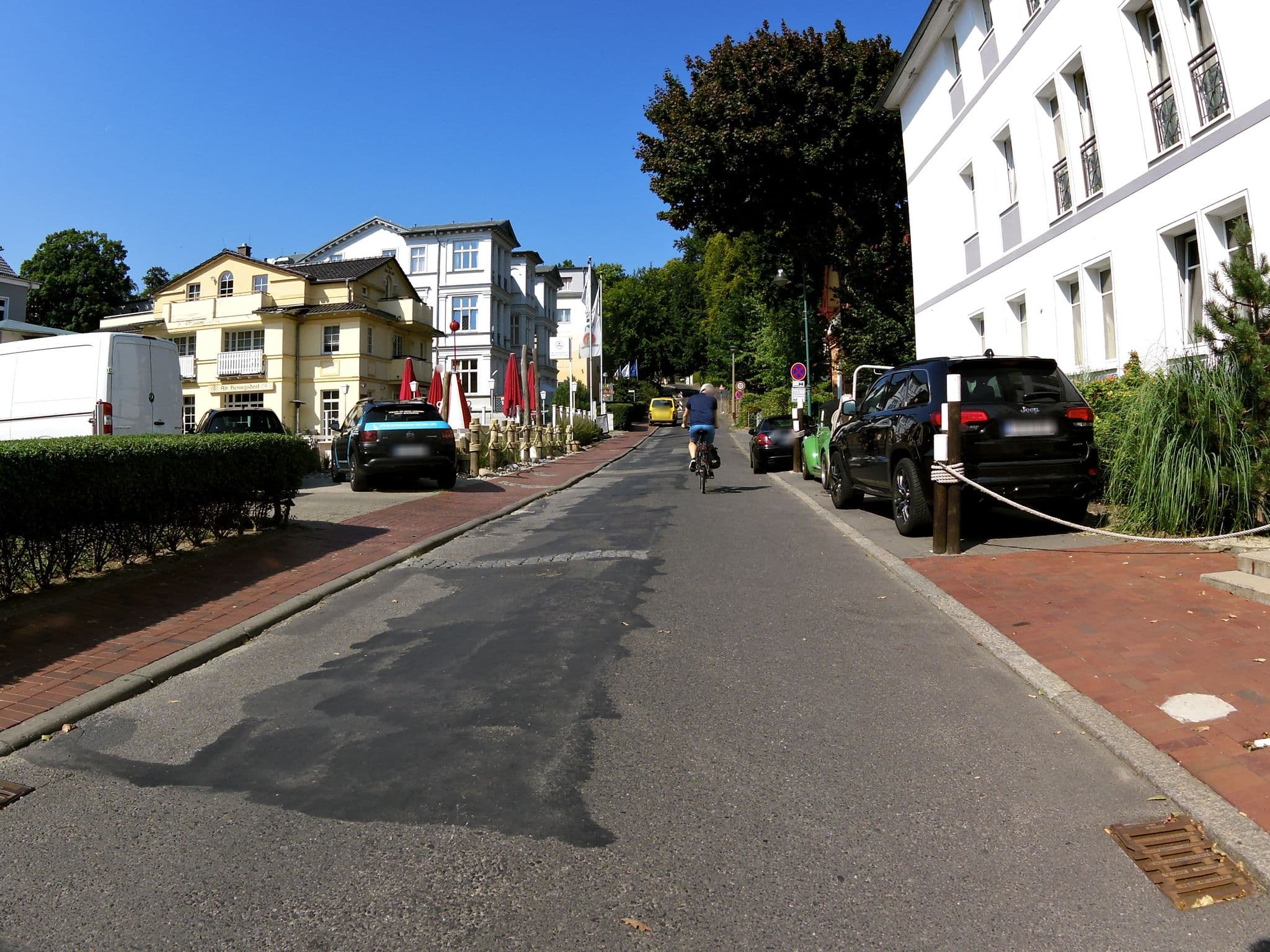 Street view near Wehrmann, Seebad Heringsdorf — © zoegglmeyr (CC BY-SA · Mapillary)