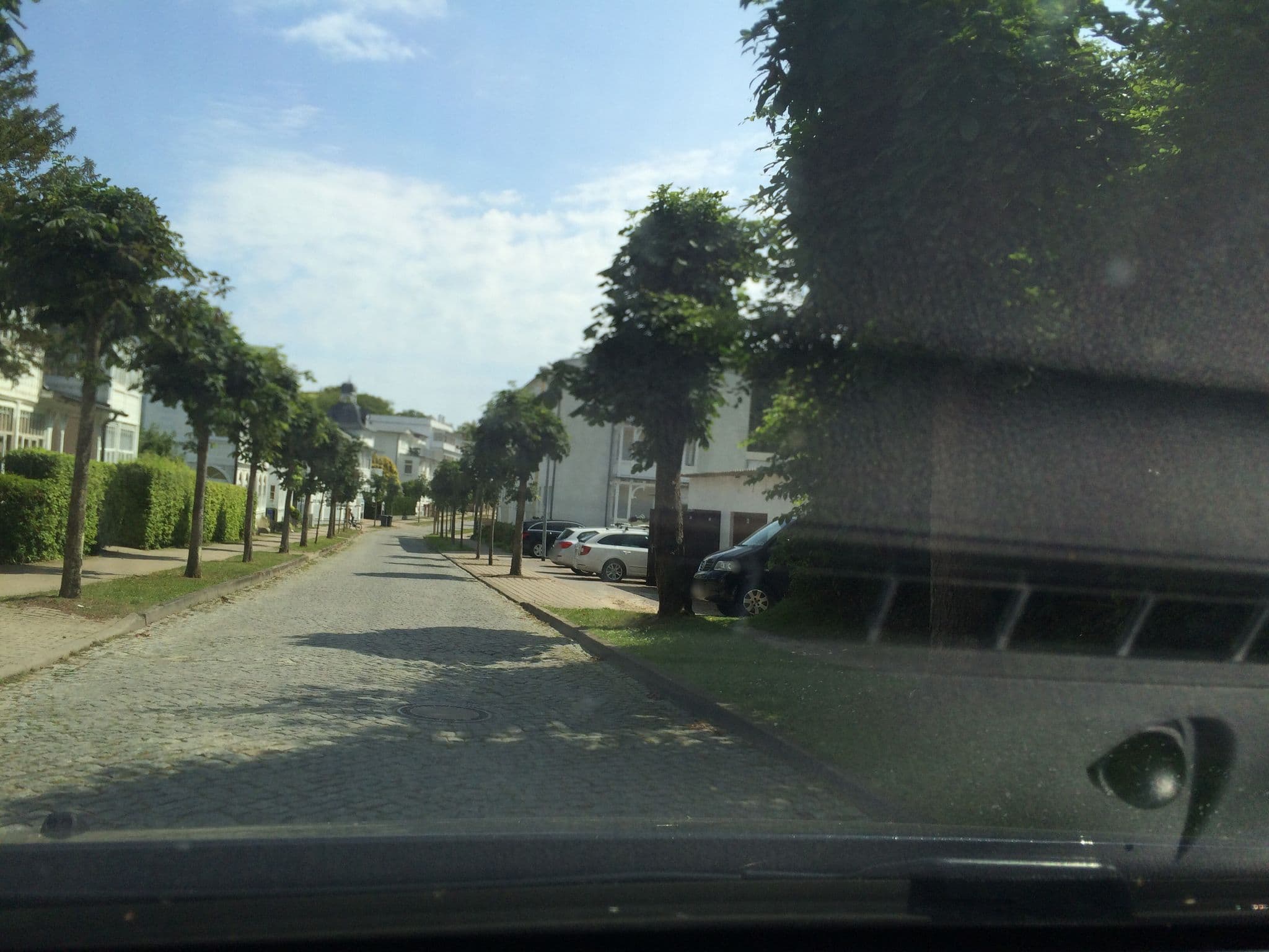 Street view near Ferienwohnung Elbsegler - Binz, Ostseebad Binz — © hajak (CC BY-SA · Mapillary)