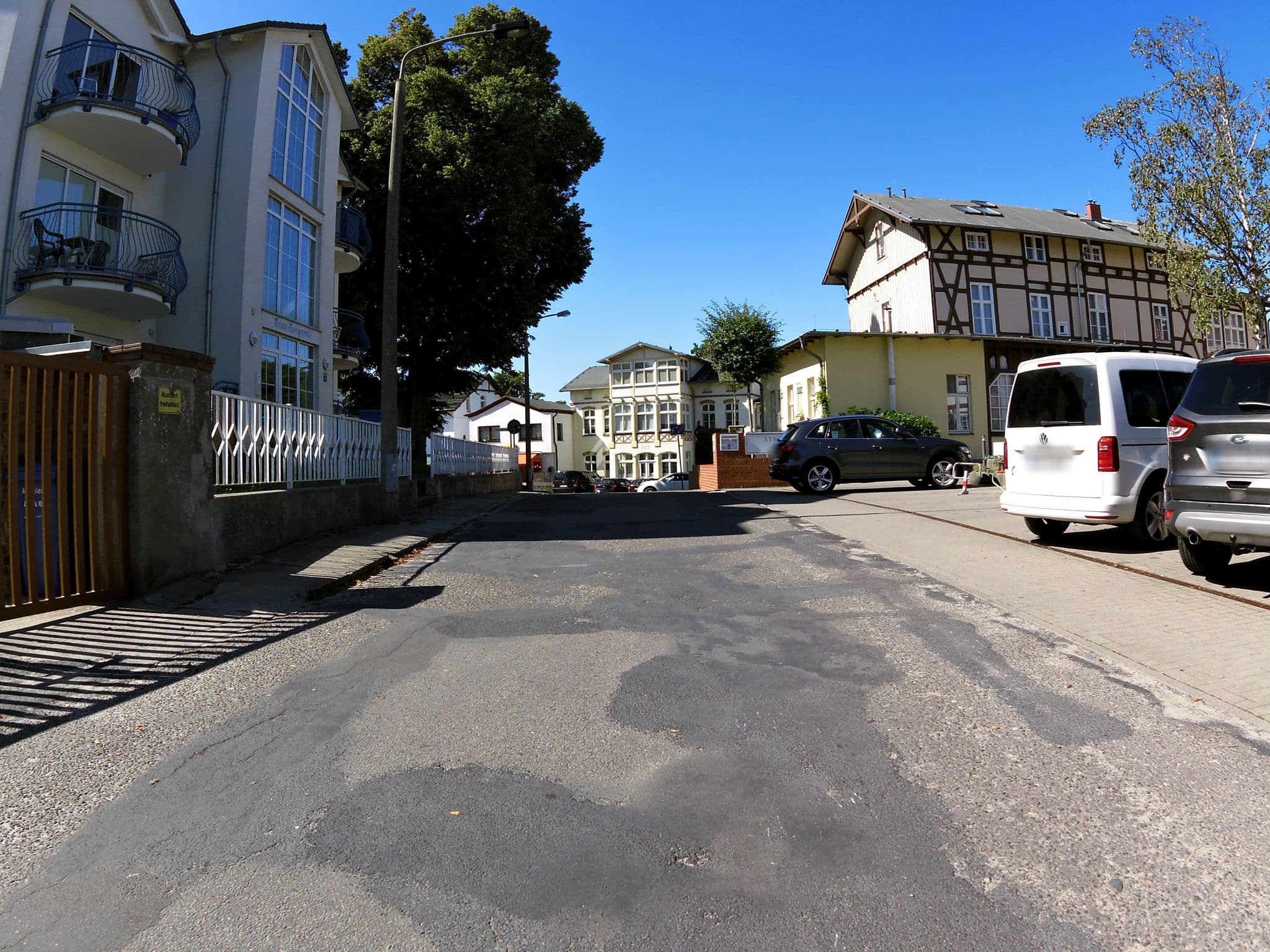 Street view near Lug ins Meer, Seebad Heringsdorf — © zoegglmeyr (CC BY-SA · Mapillary)