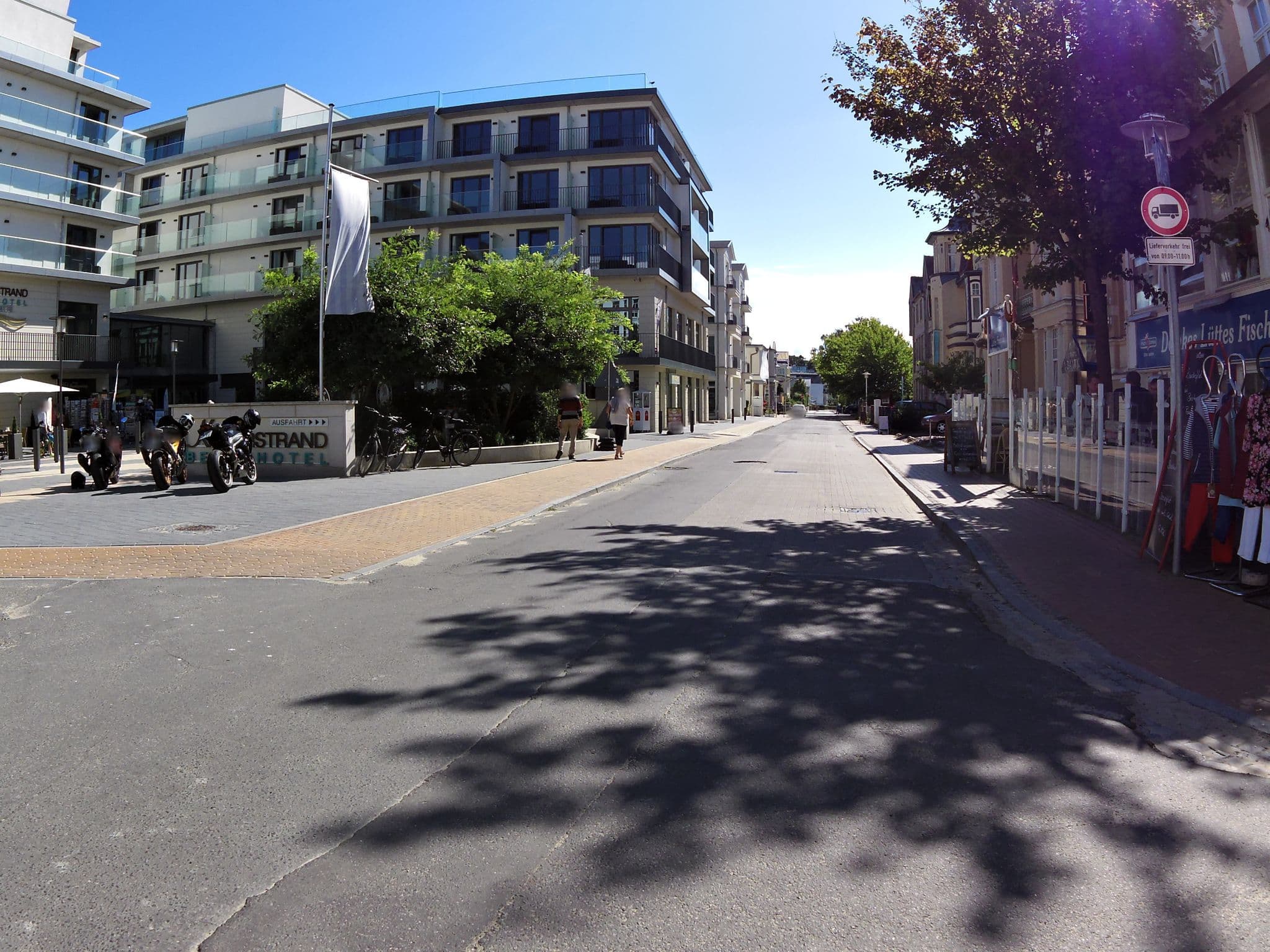 Street view near Seehotel Baltic, Bansin — © zoegglmeyr (CC BY-SA · Mapillary)