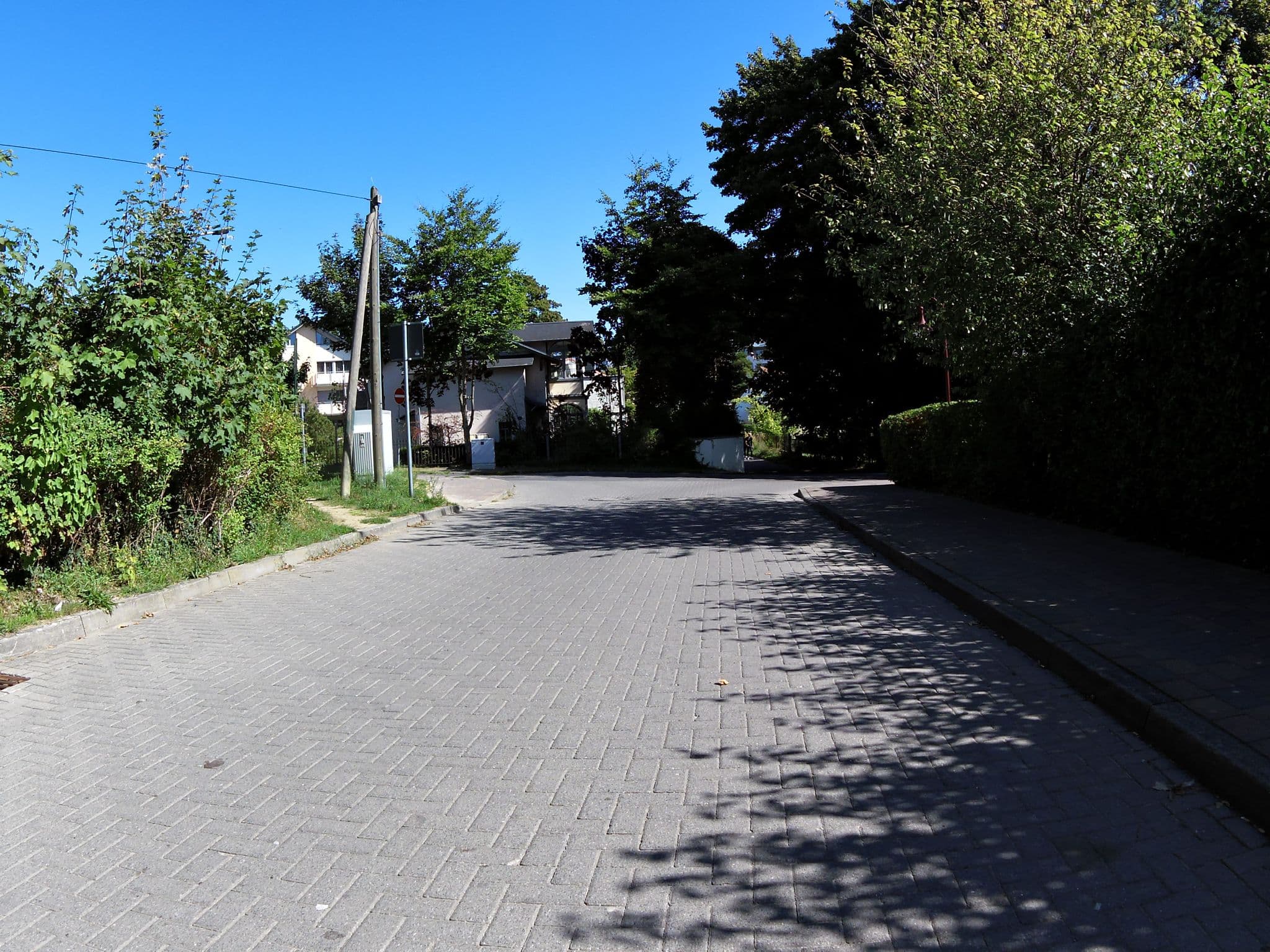 Street view near Villa Bettina, Seebad Heringsdorf — © zoegglmeyr (CC BY-SA · Mapillary)