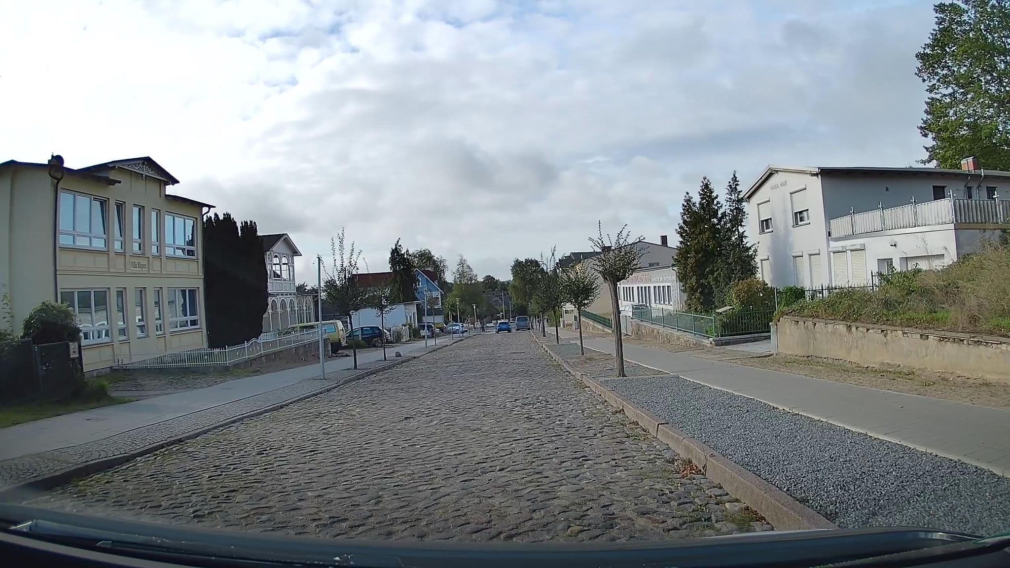 Street view near Pension Waldrose, Sellin — © hendel (CC BY-SA · Mapillary)