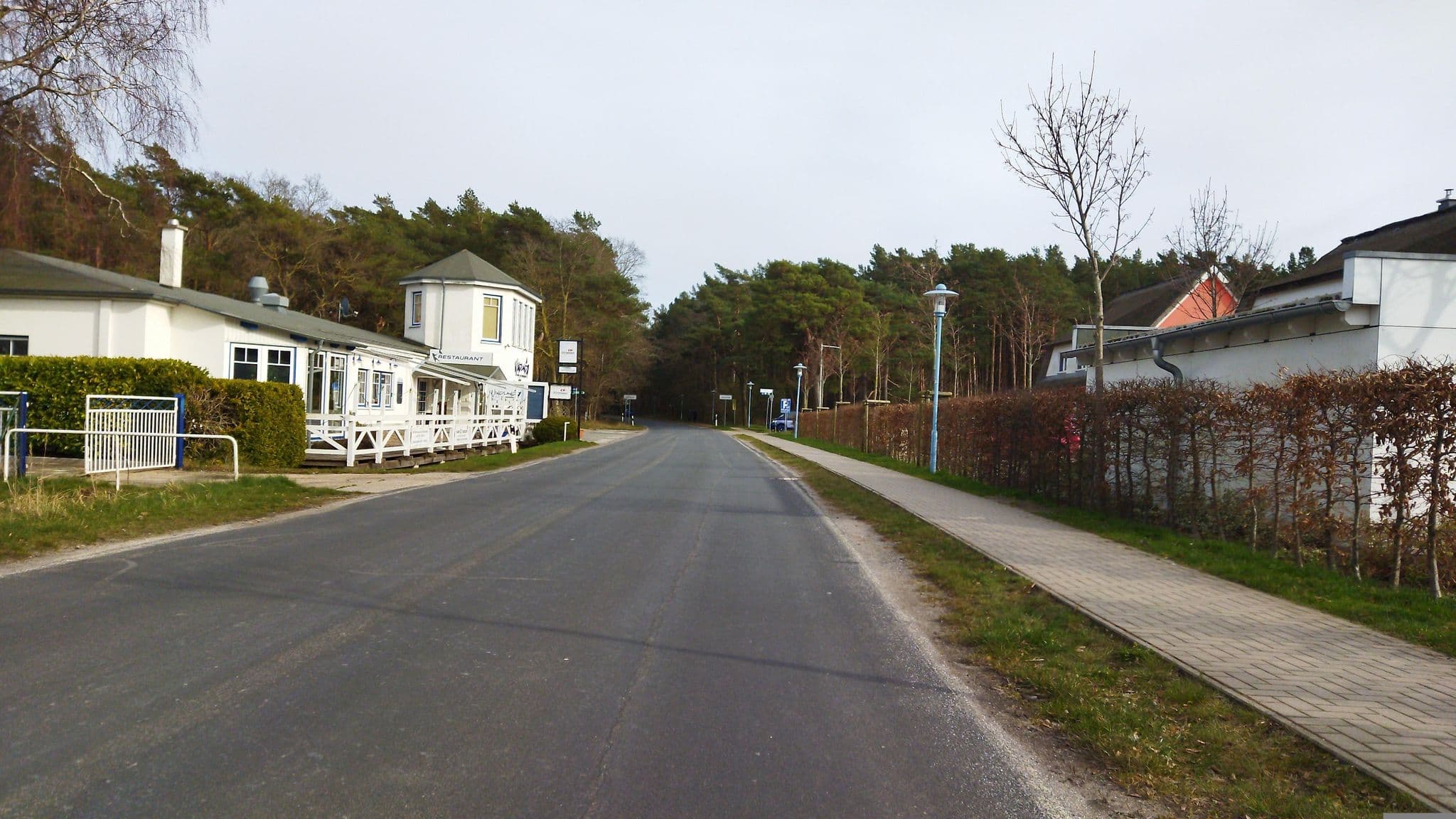 Street view near Küstensegler, Wiek — © changchun1 (CC BY-SA · Mapillary)
