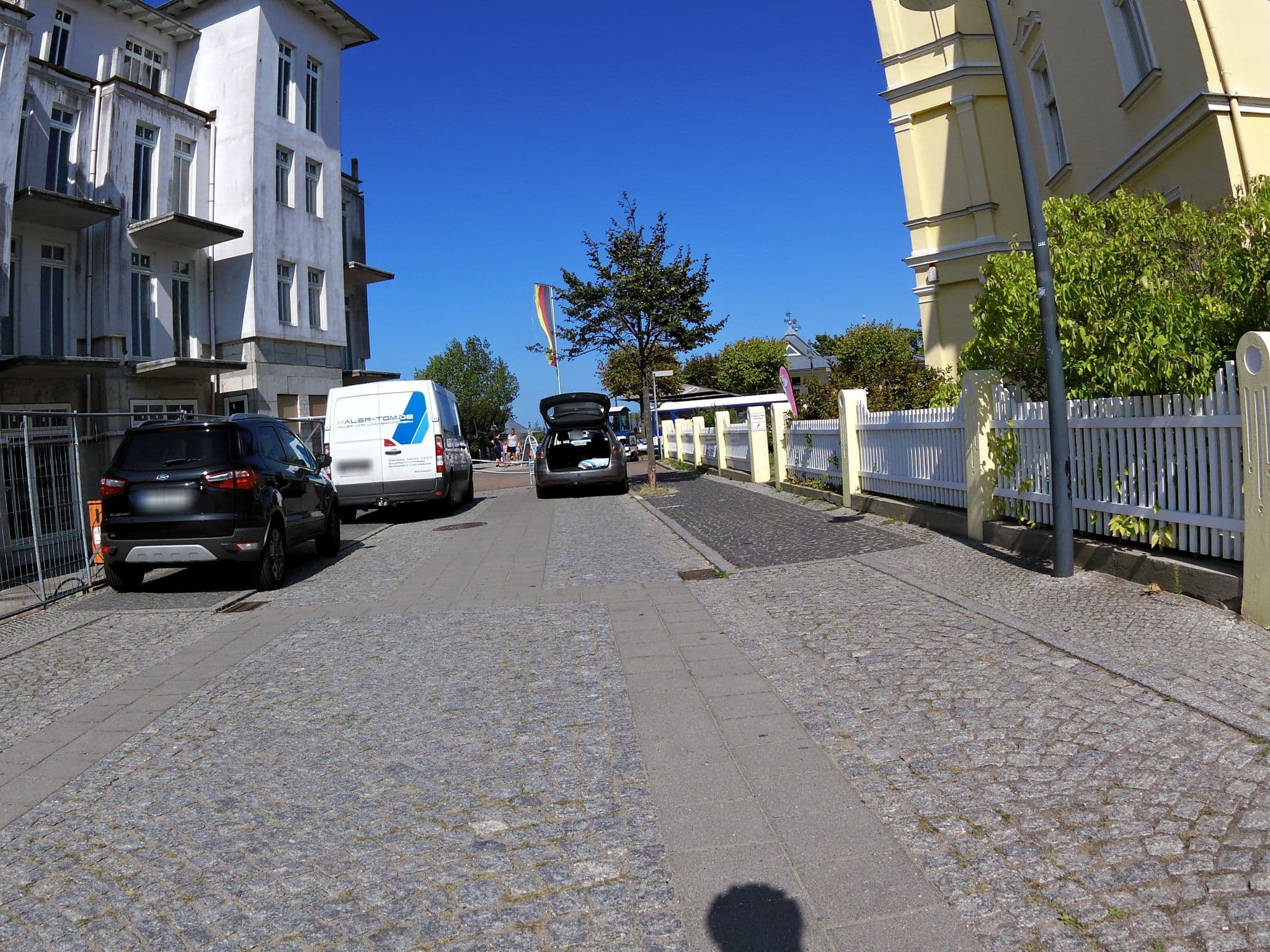 Street view near Wiebeck Johanna Ferienwohnungen, Seebad Heringsdorf — © zoegglmeyr (CC BY-SA · Mapillary)