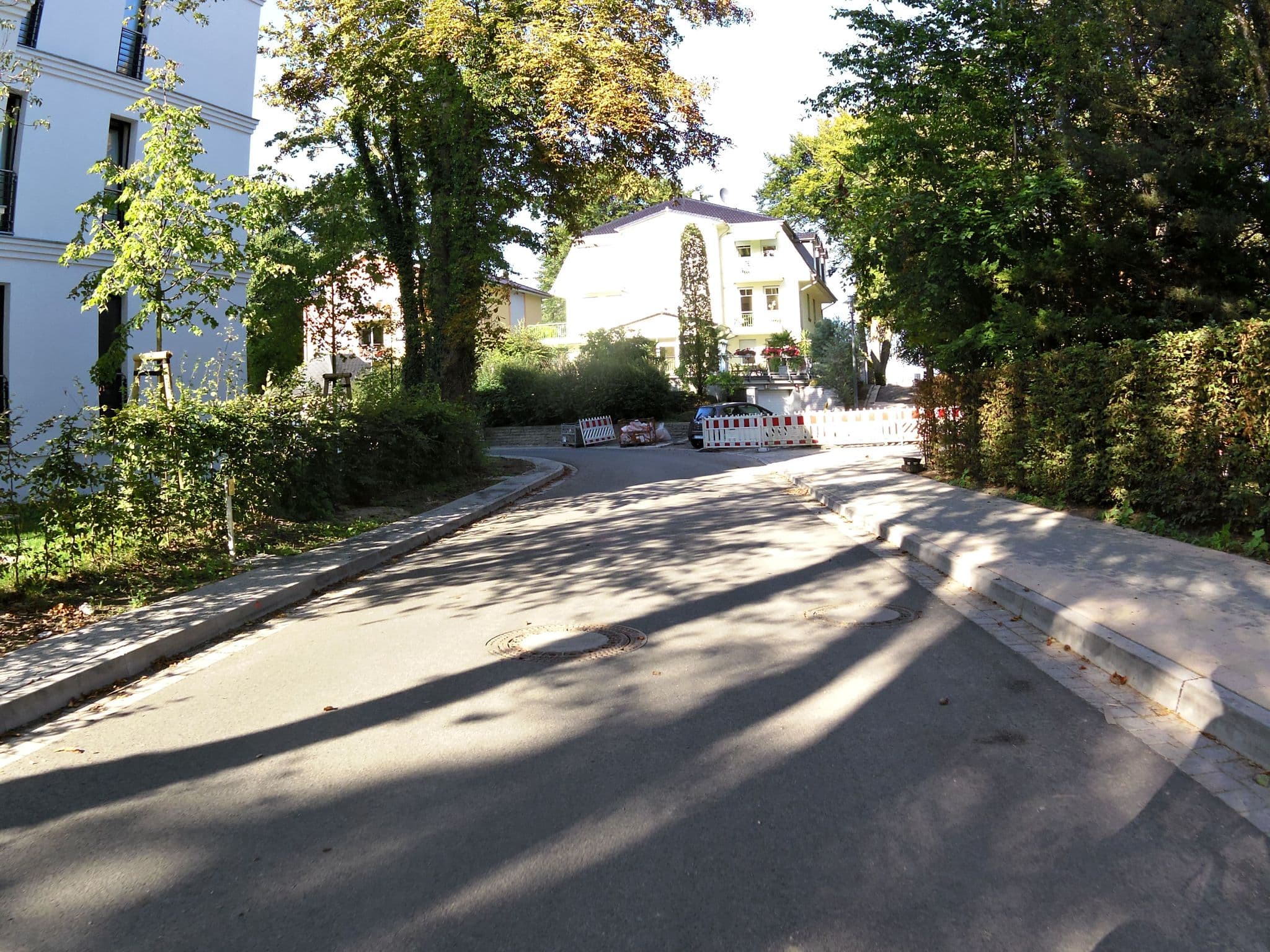 Street view near Villa Strandgrün, Seebad Heringsdorf — © zoegglmeyr (CC BY-SA · Mapillary)