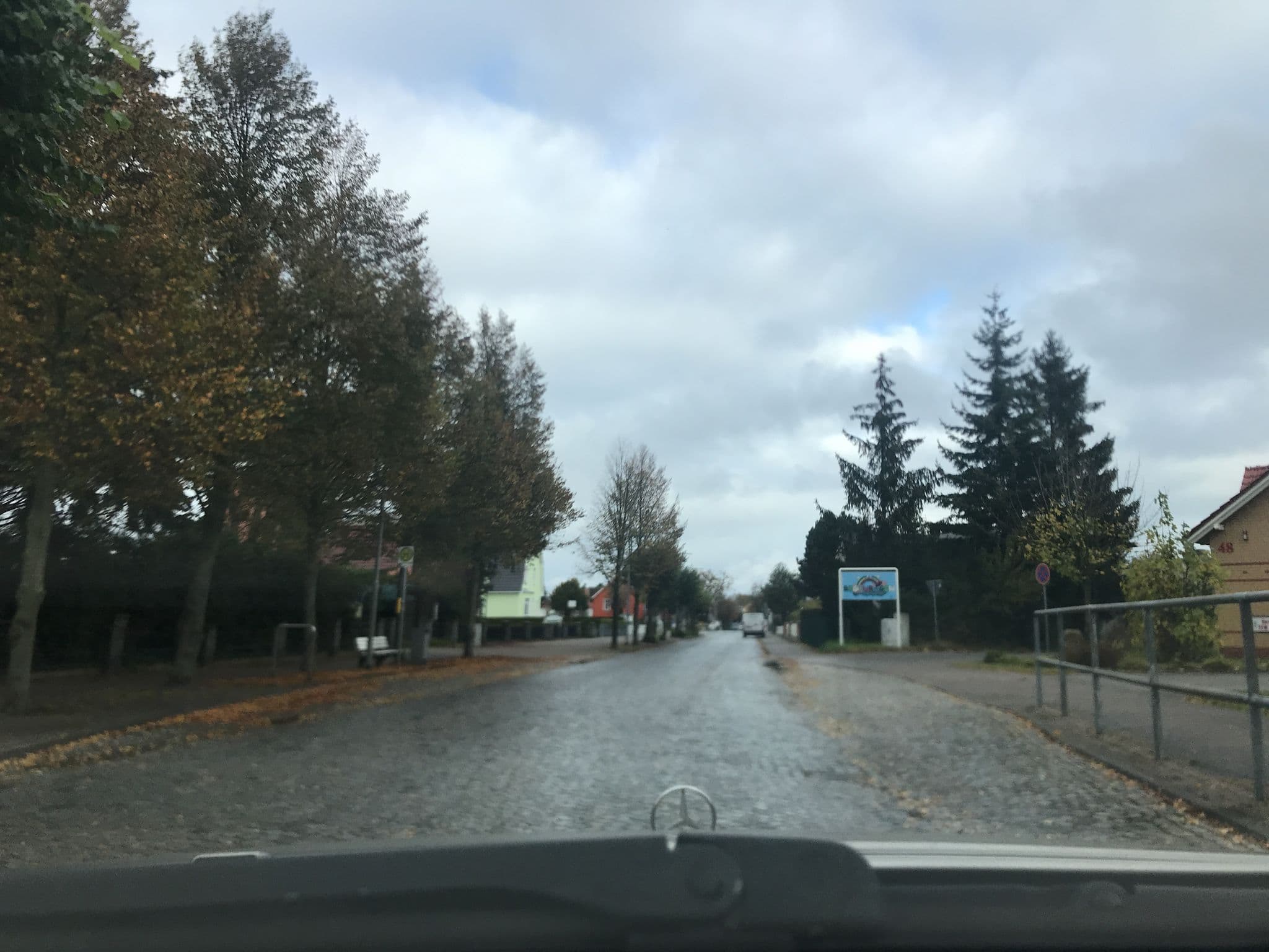 Street view near Ferienhaus Ostsee-Muschel Inh. Gert Heyden, Ostseebad Zinnowitz — © saschahaberkorn (CC BY-SA · Mapillary)