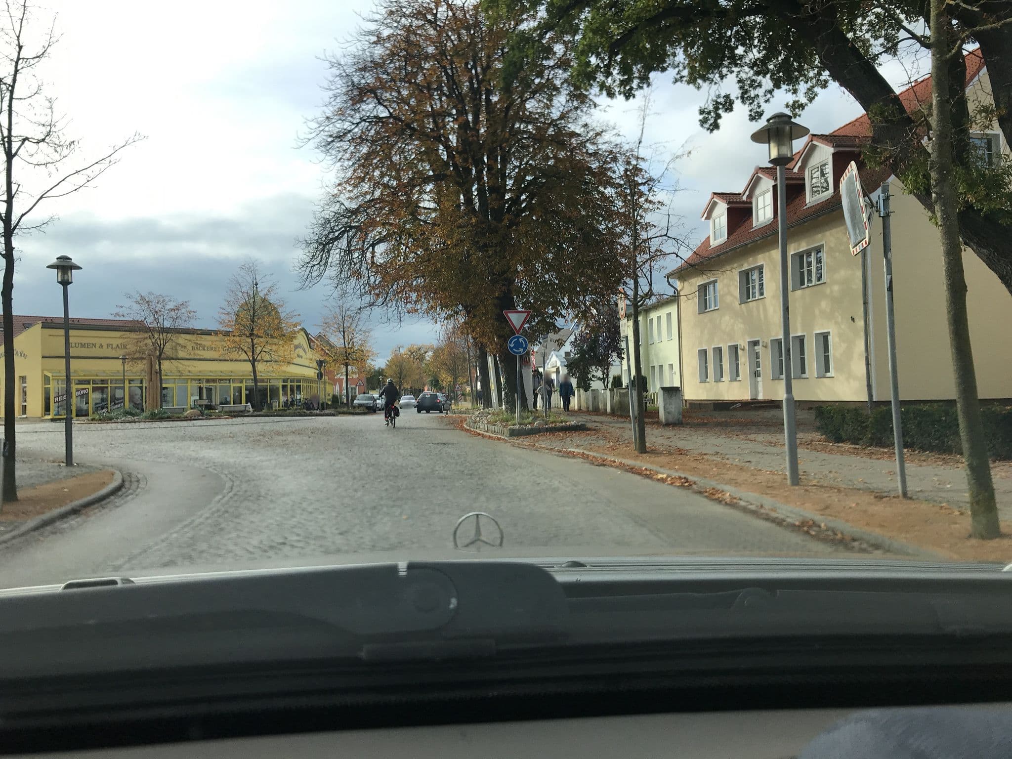 Street view near Ferienresidenz Berlin Inh.K.Wulff, Ostseebad Zinnowitz — © saschahaberkorn (CC BY-SA · Mapillary)
