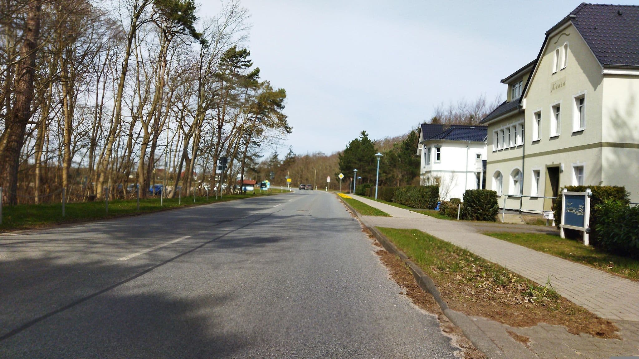 Street view near Haus Meeresbrise - Ferienwohnung Meeresrauschen, Wiek — © changchun1 (CC BY-SA · Mapillary)