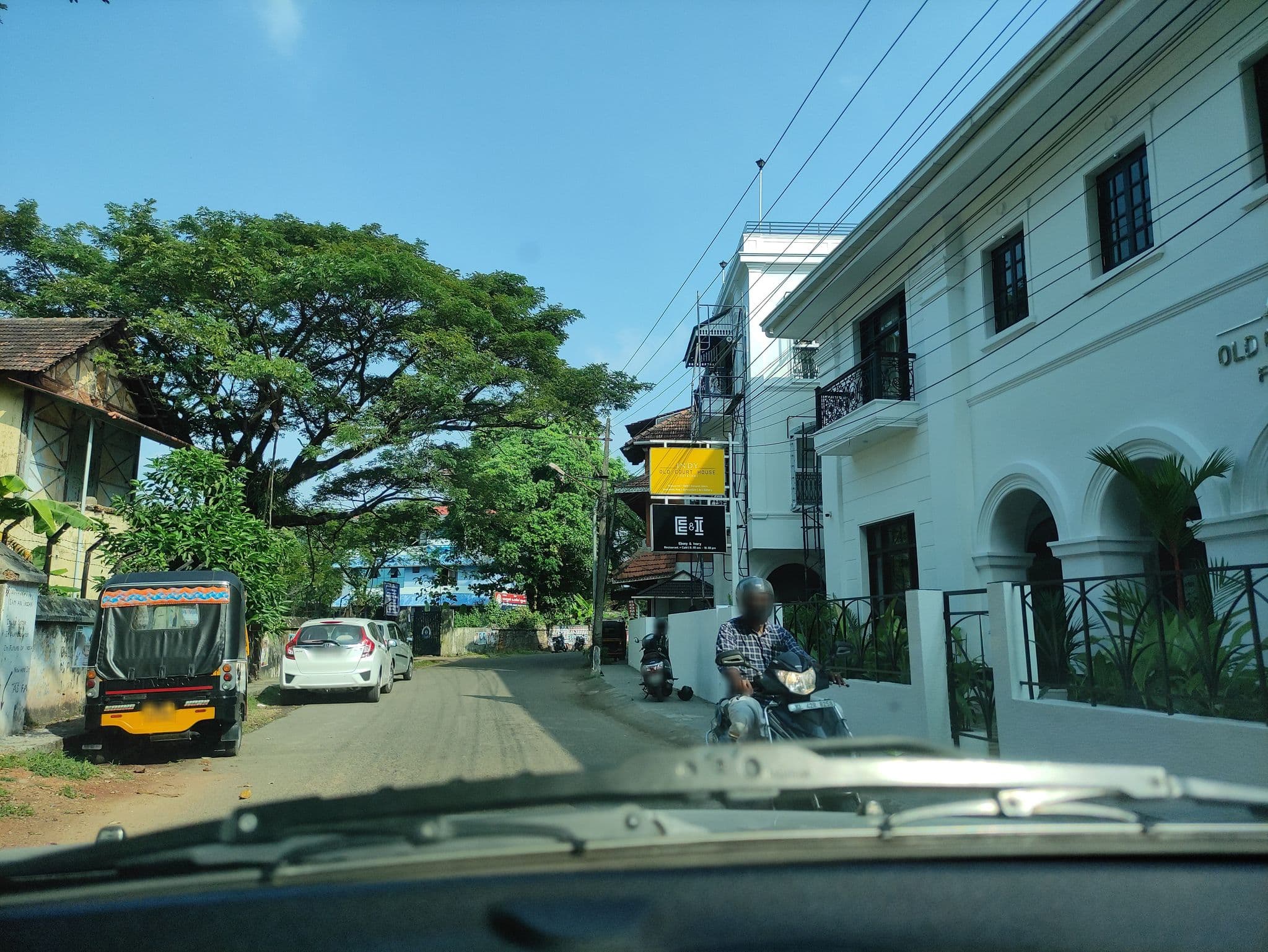 Street view near Ayana Fort Kochi, Vypīn — © gascan (CC BY-SA · Mapillary)