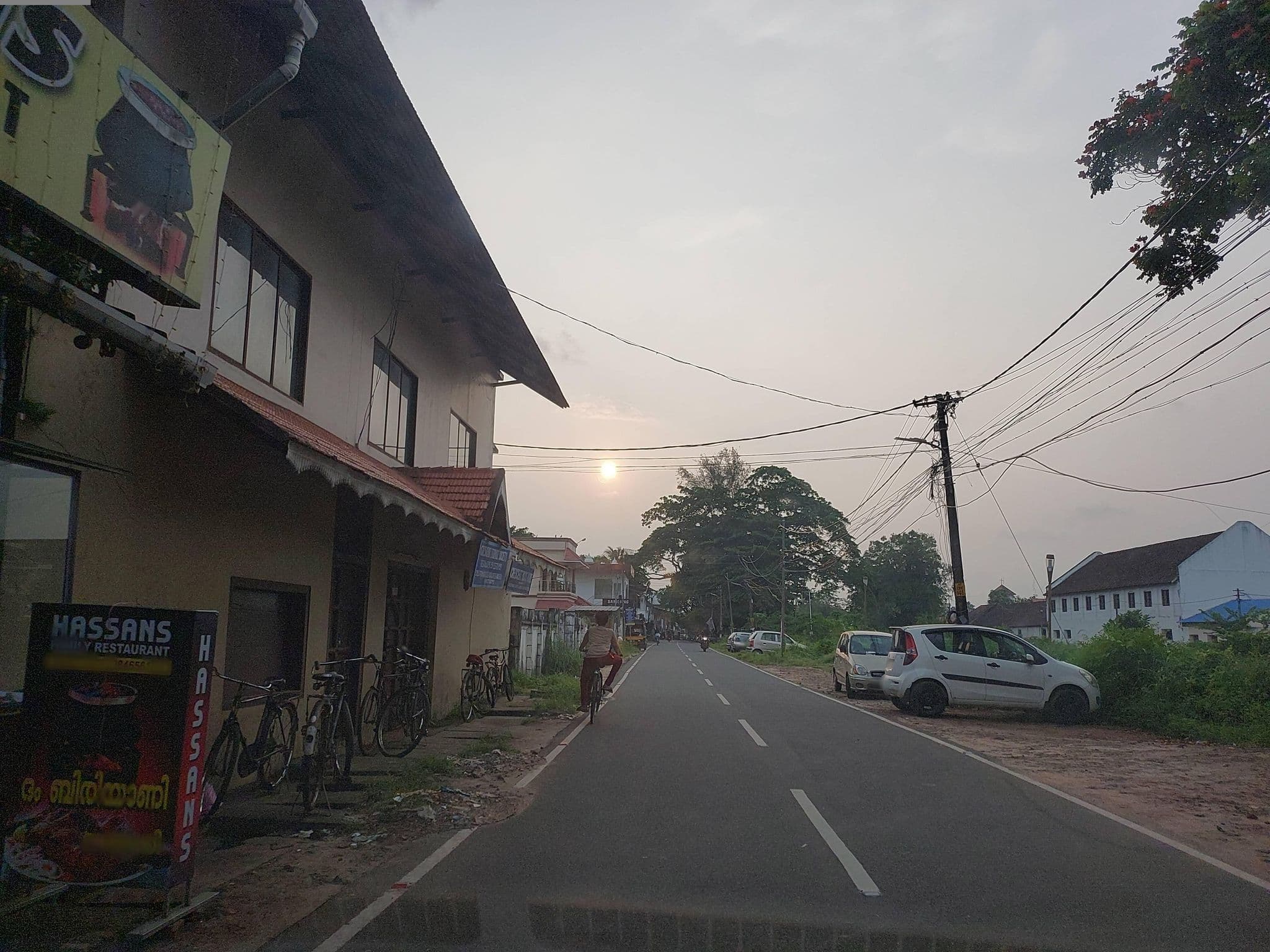 Street view near Kottaram Beach Way Resort, Alappuzha — © V15 (CC BY-SA · Mapillary)