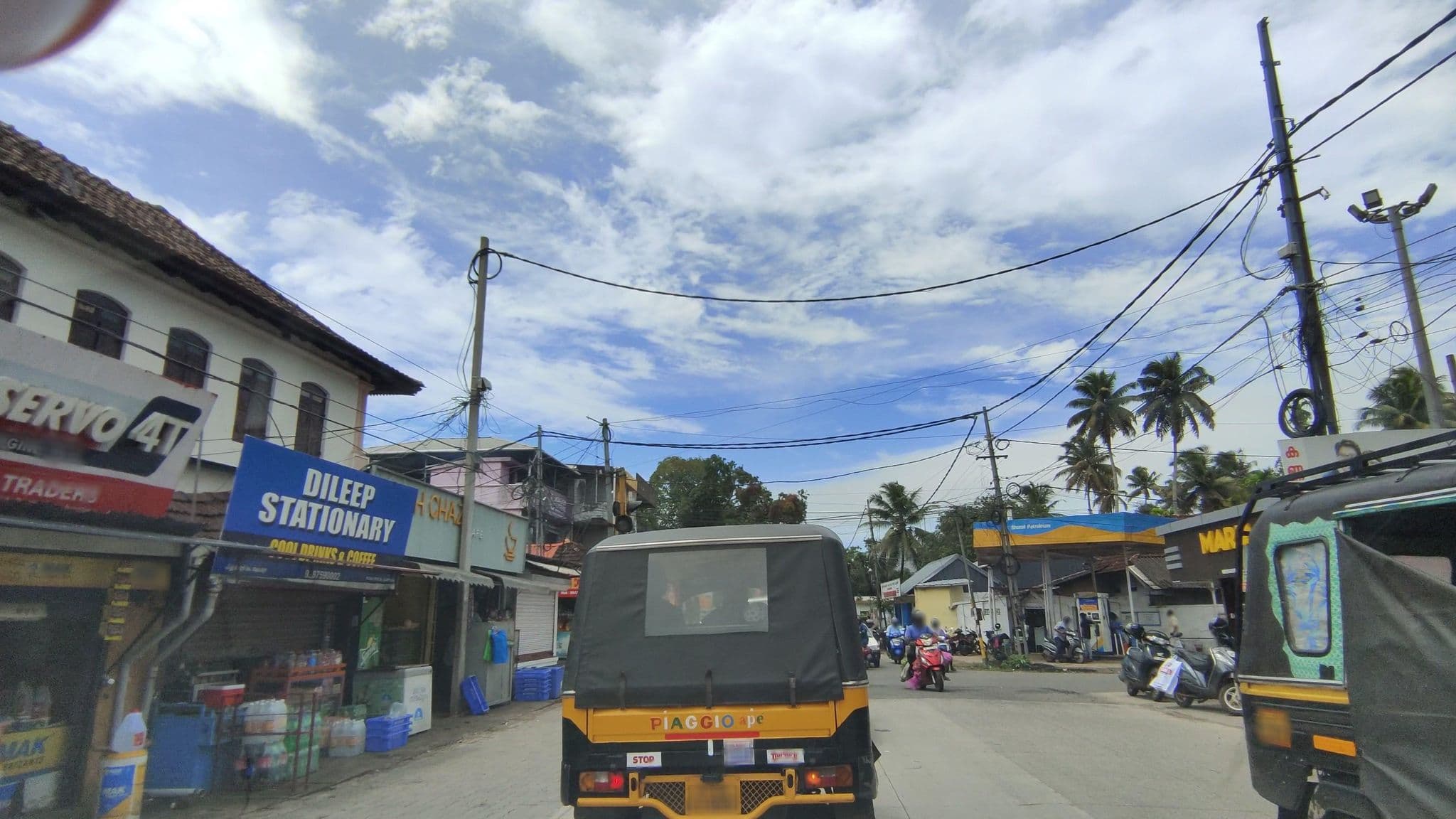 Street view near Mappilassery Mansion, Alappuzha — © V15 (CC BY-SA · Mapillary)