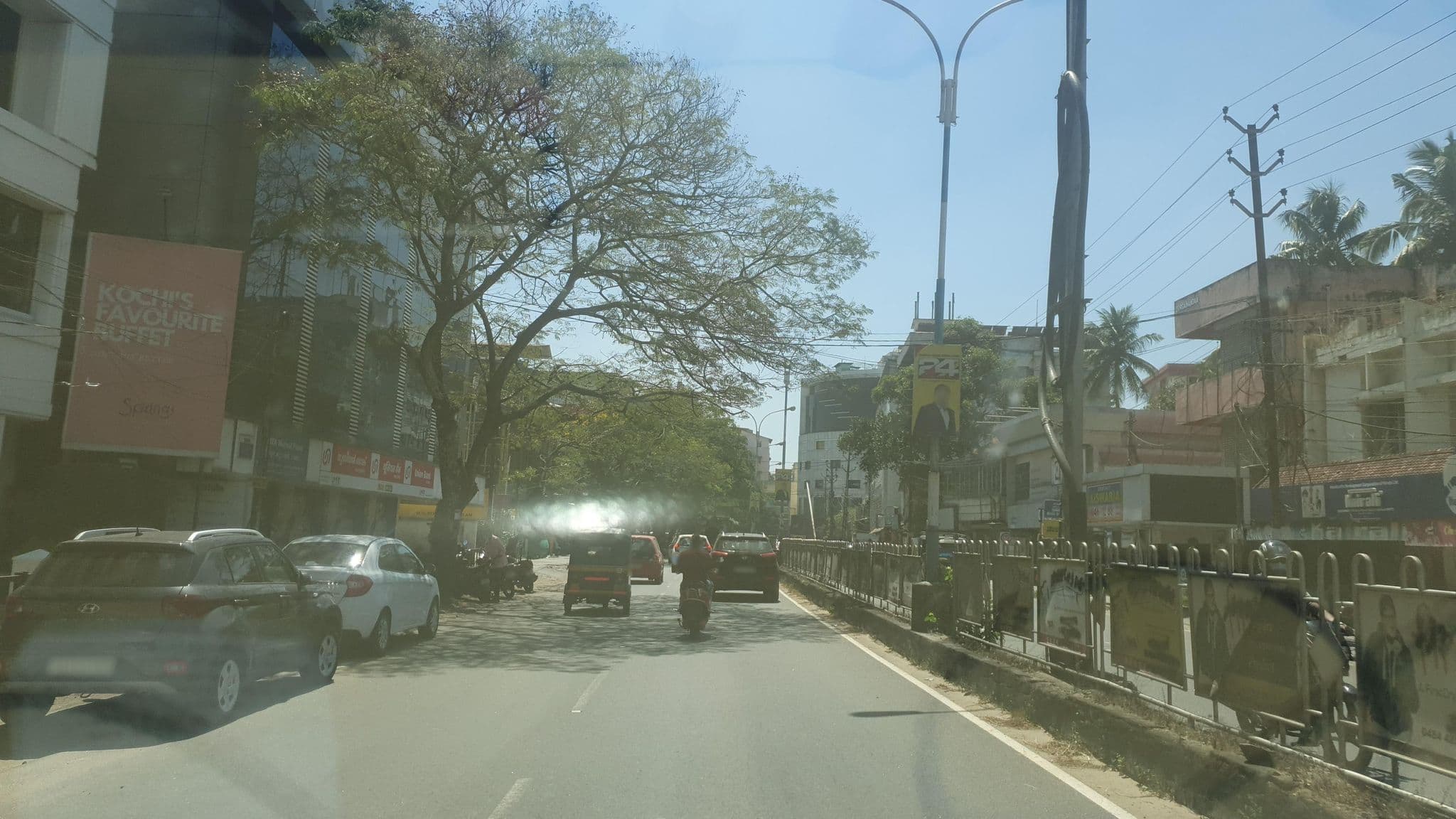 Street view near Ceylon Bake House, Kanayannur — © nmldvn04 (CC BY-SA · Mapillary)